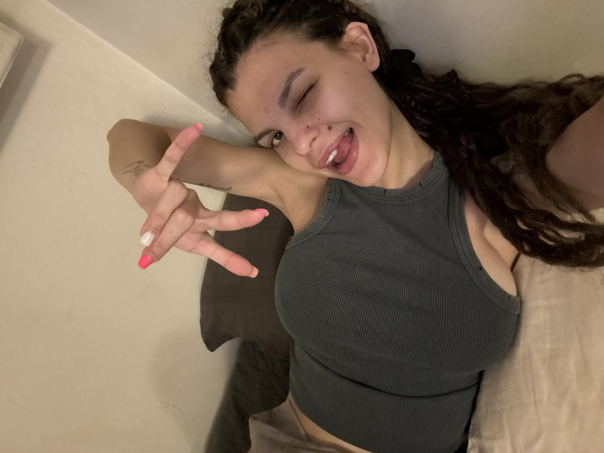 Relaxed indoor poses in Ruse, late night.