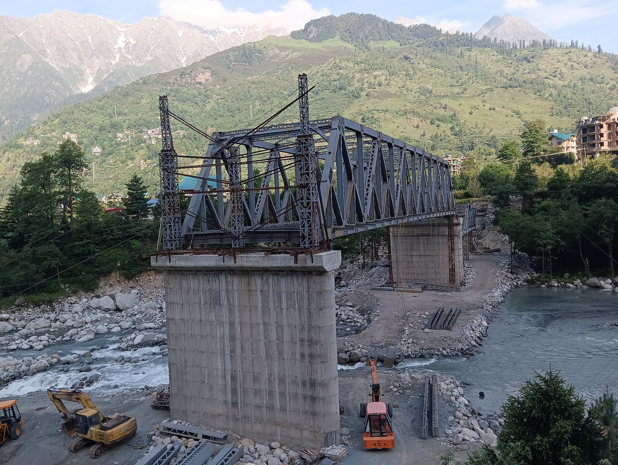 Bridge construction documented in mountainous Kulang, India