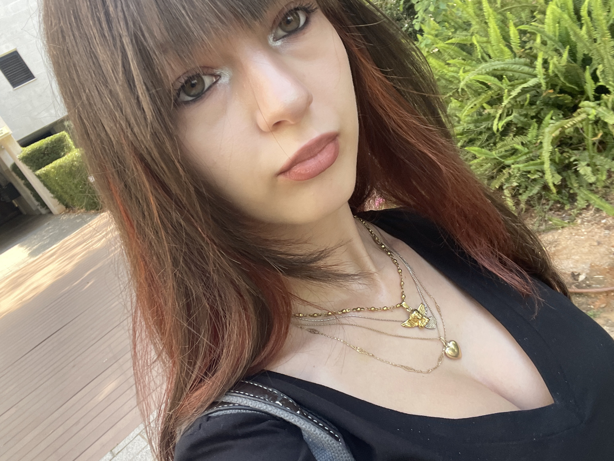 Morning selfies and cat sighting captured in Raanana