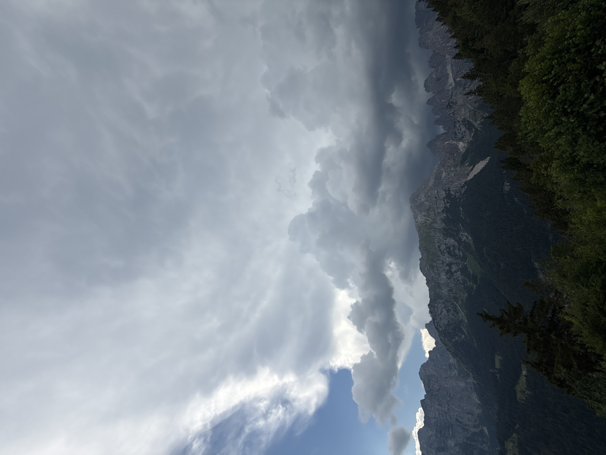 Afternoon exploring Molveno's lake, mountains, and village details