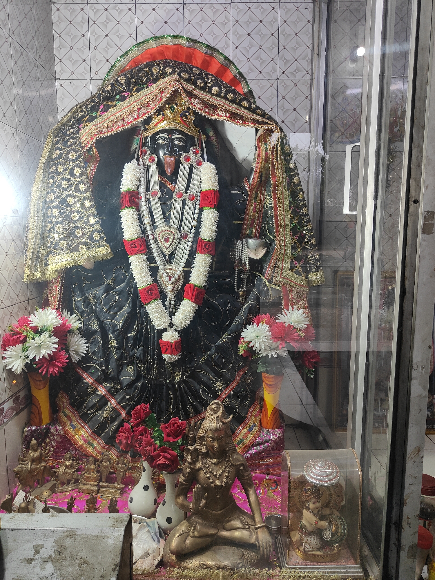 Temple visit amid monsoon flooding in Gurgaon