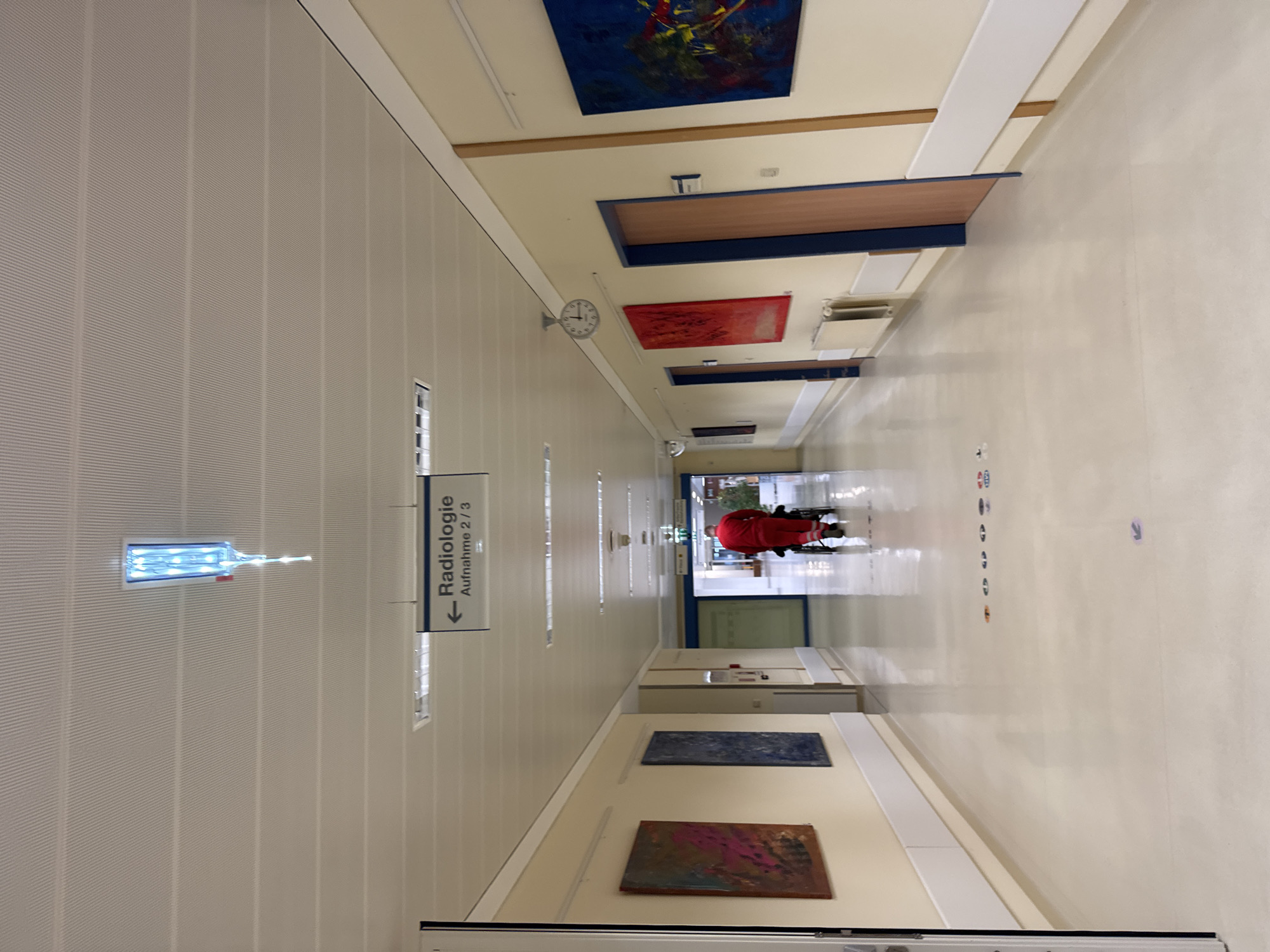 Medical care and MRI procedures documented at Amstetten hospital