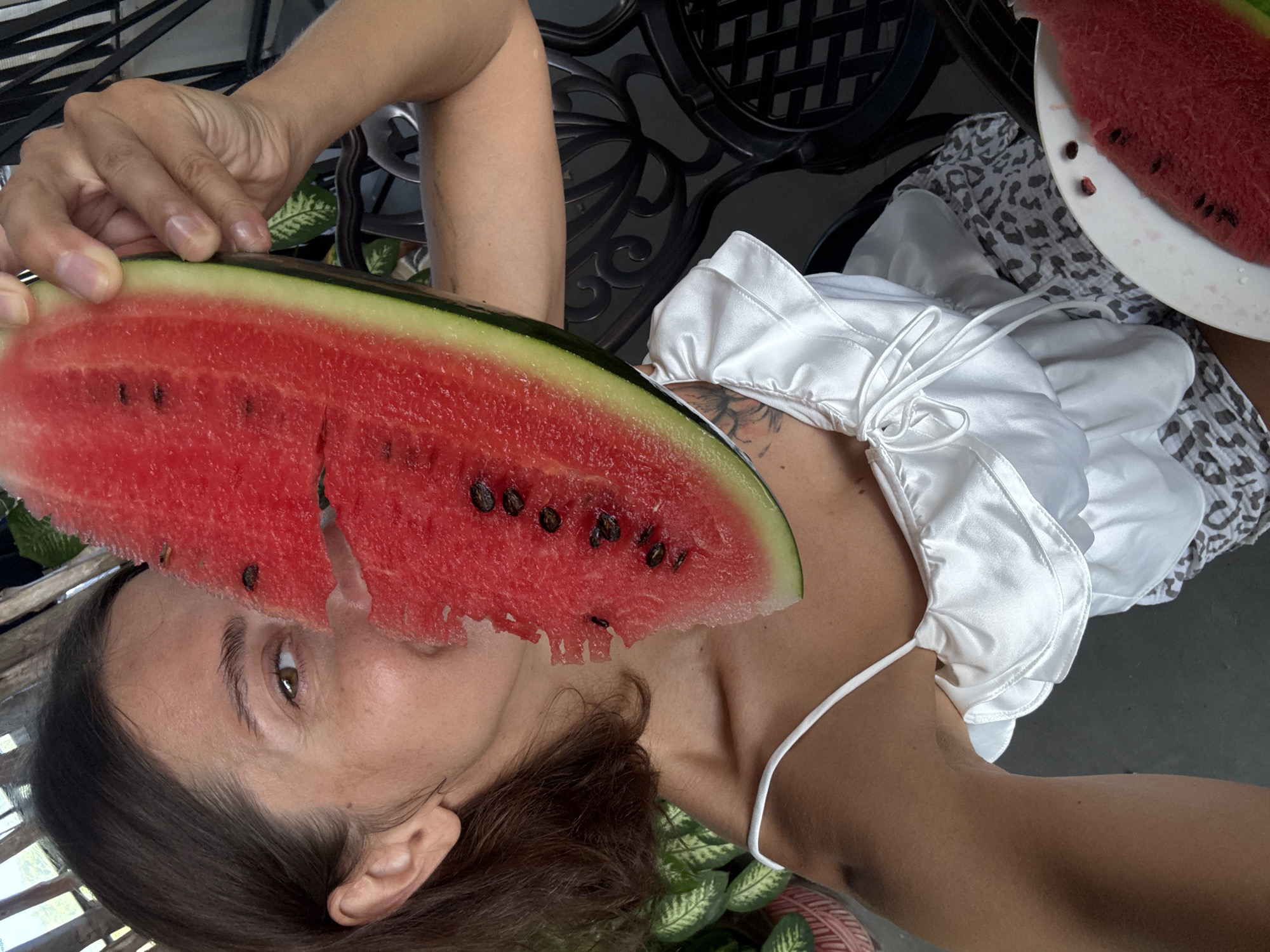 Morning snapshots capture everyday life in Nha Trang, Vietnam