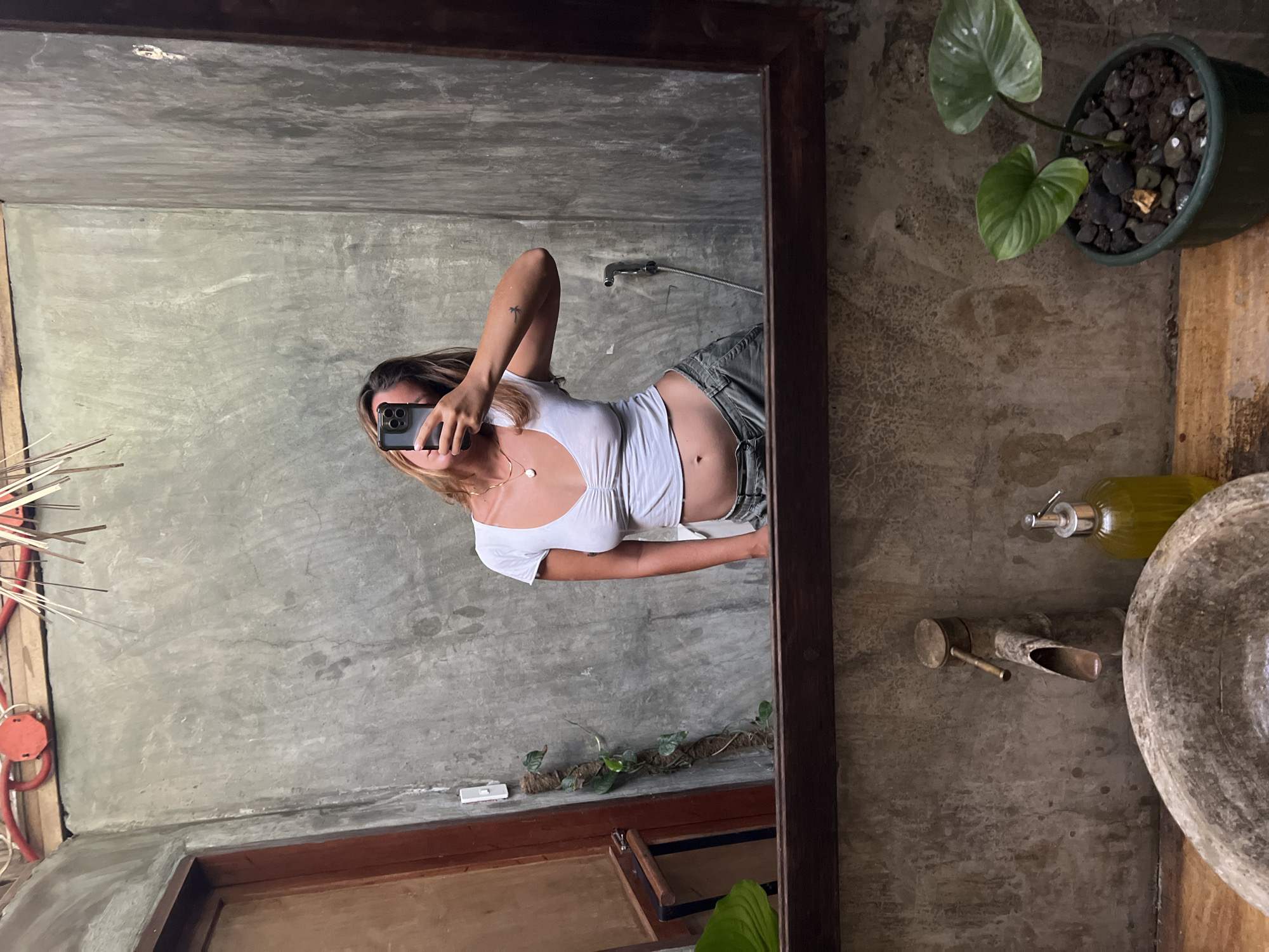 Mirror selfies and café time in General Luna, Philippines