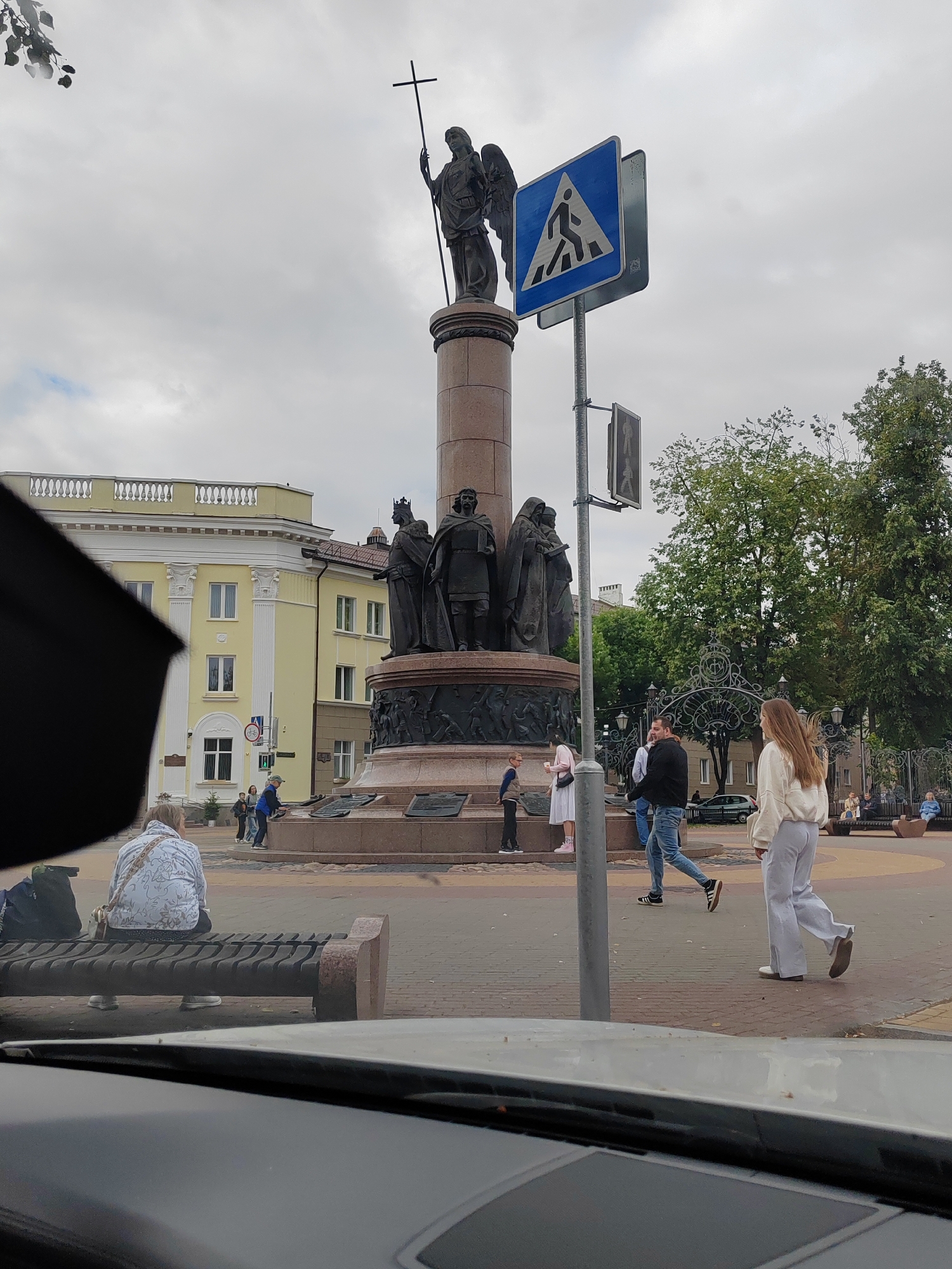 Street-level look at Brest's central monument district