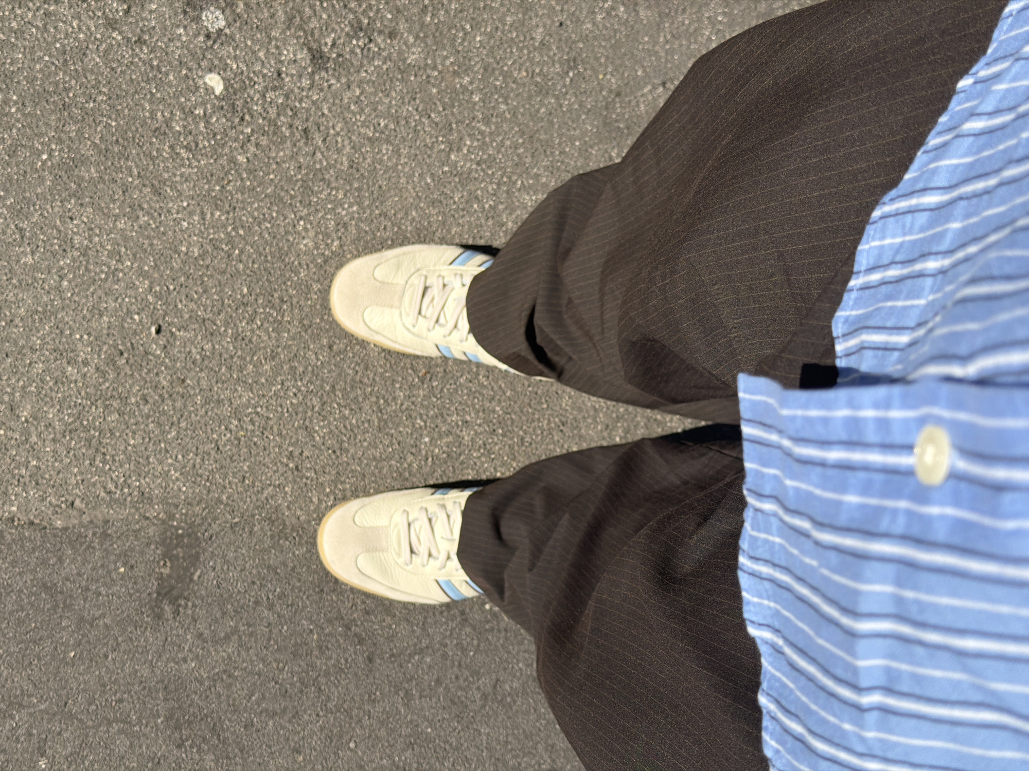 Person in striped clothing observed on Milan street