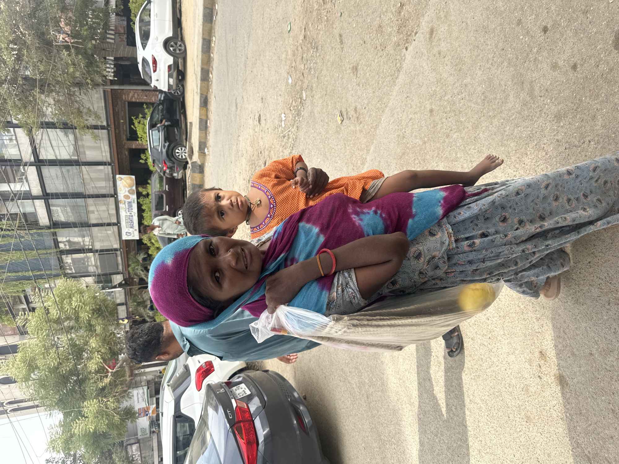 Street scene and fast food in Karachi, July 2026