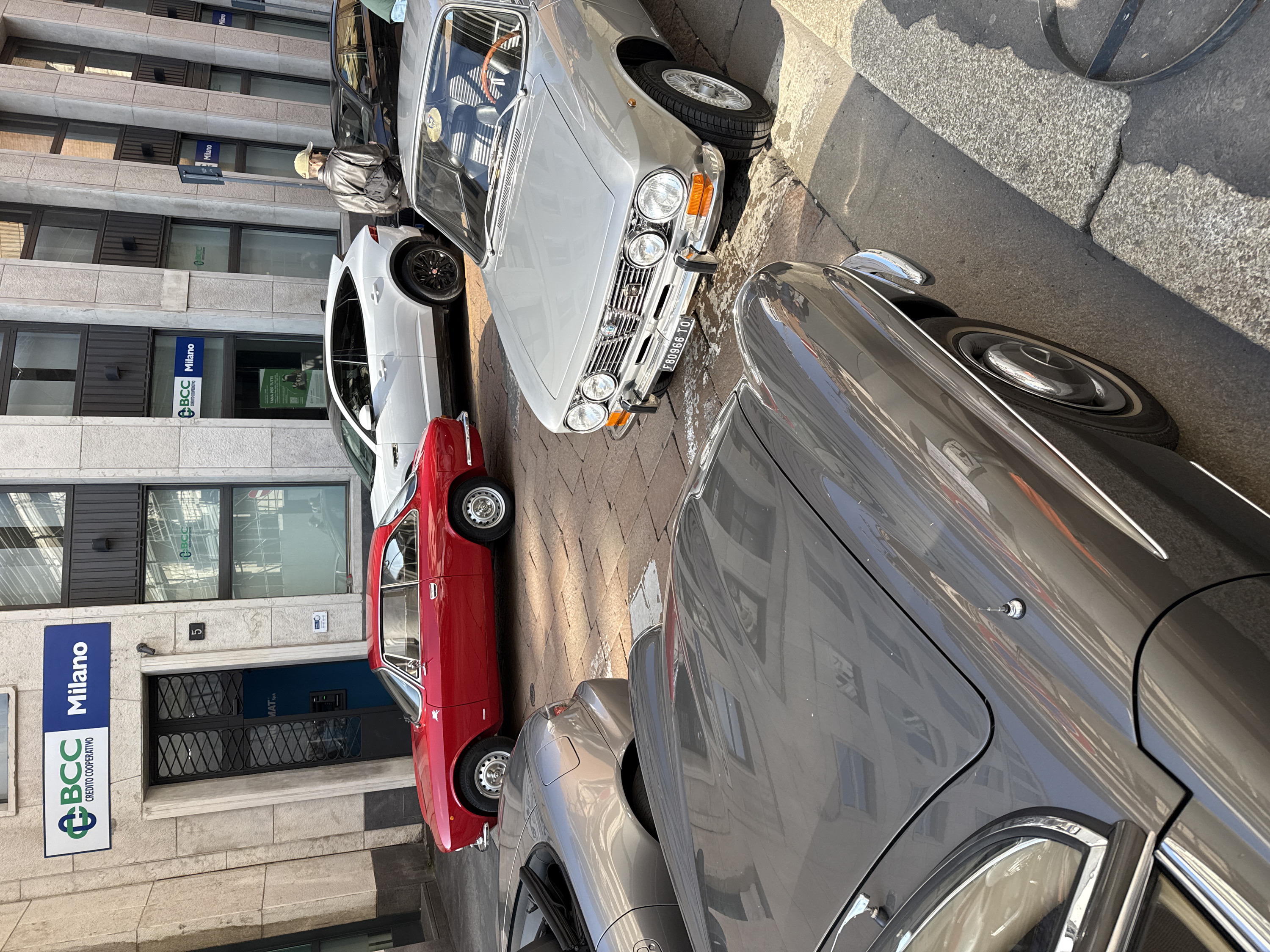 Classic car exhibition draws crowds to Milan's Piazza Affari