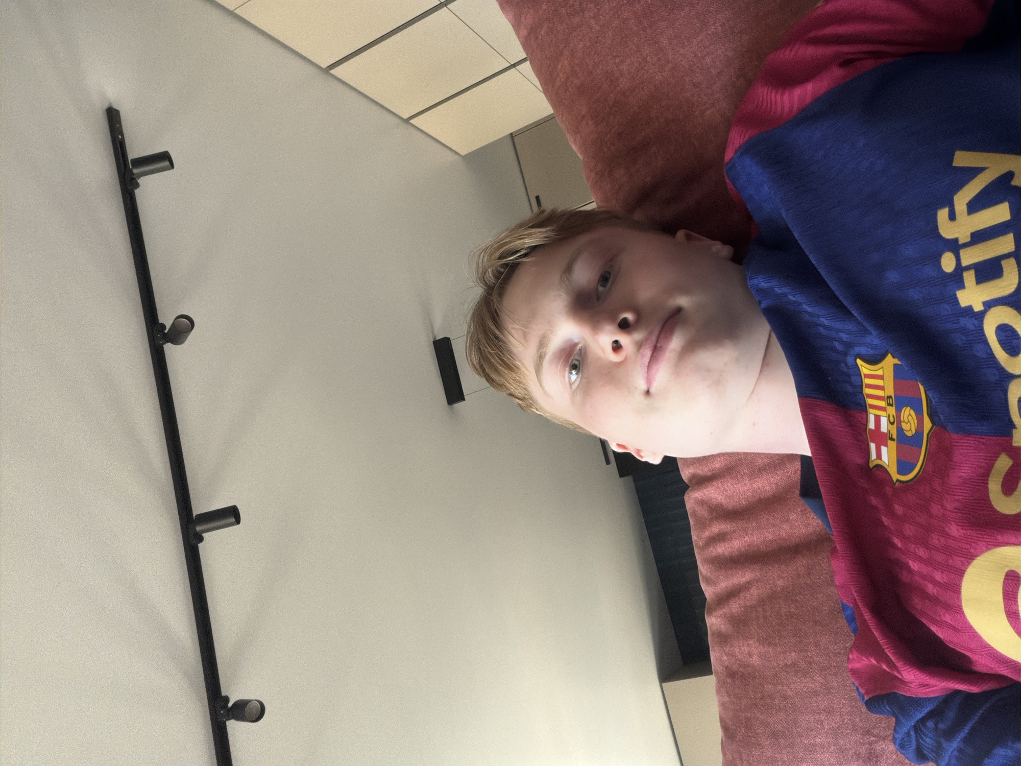 Kyiv couch session: Barcelona kit, FIFA, and a purple controller