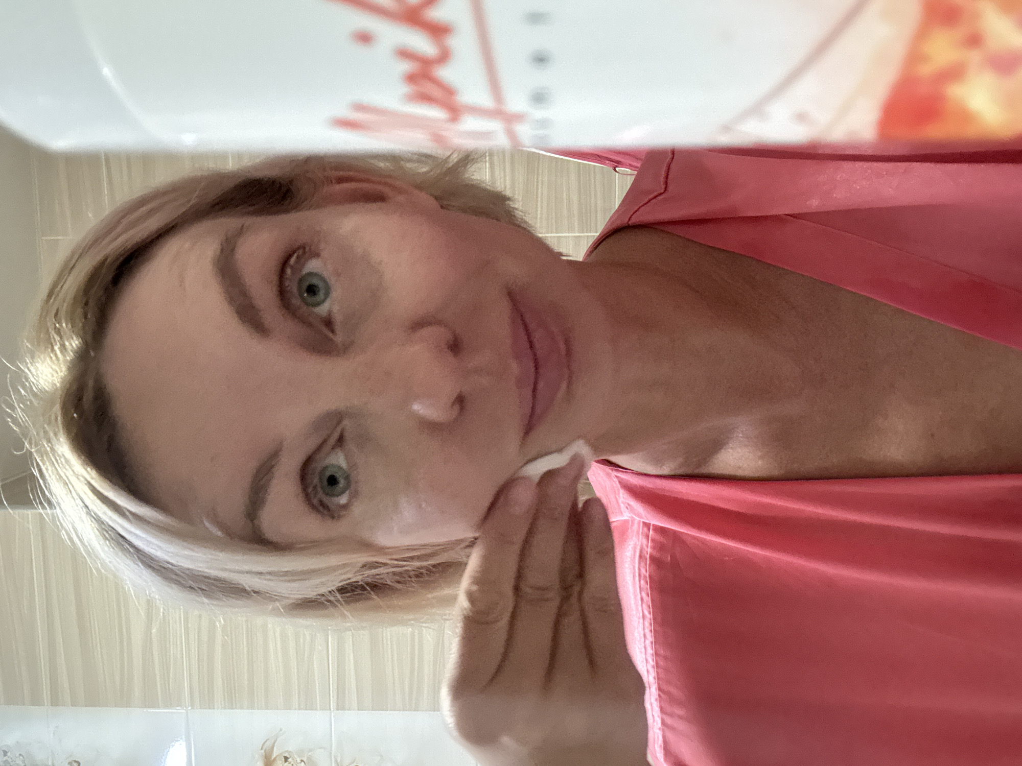 Evening in Sochi: apartment routines and a night out