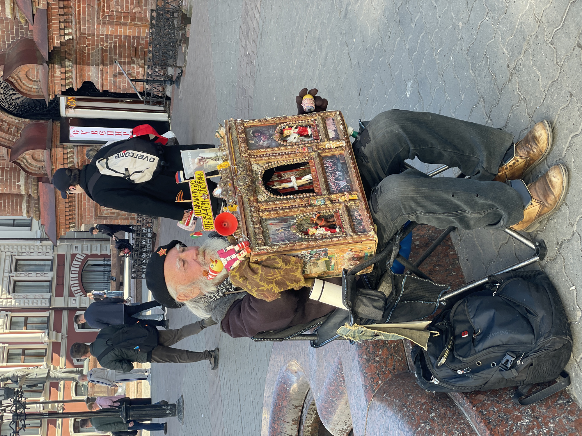 Daily life documented in historic Kazan city center