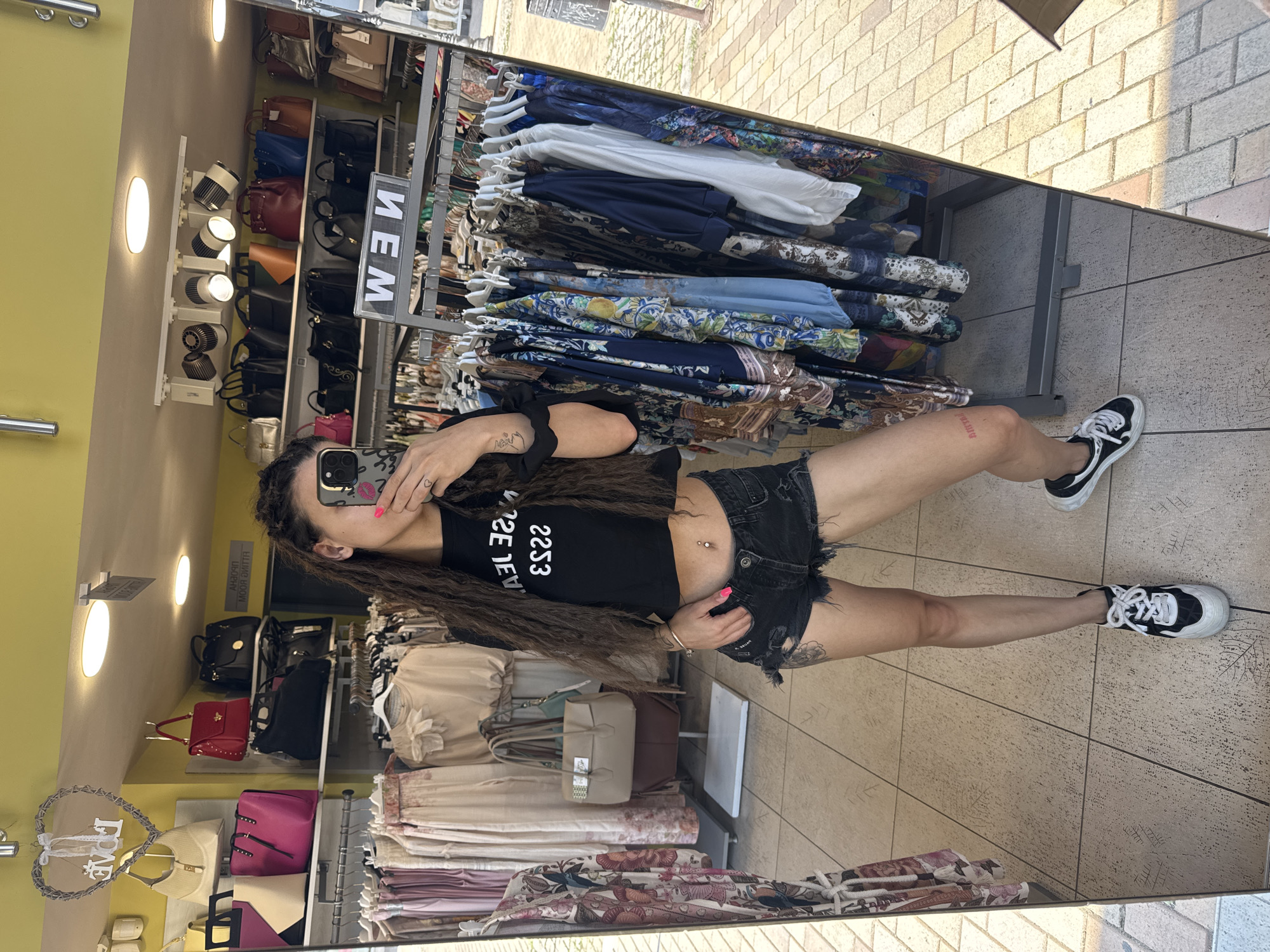 Boutique browsing and novelty bag hunting in Ruse