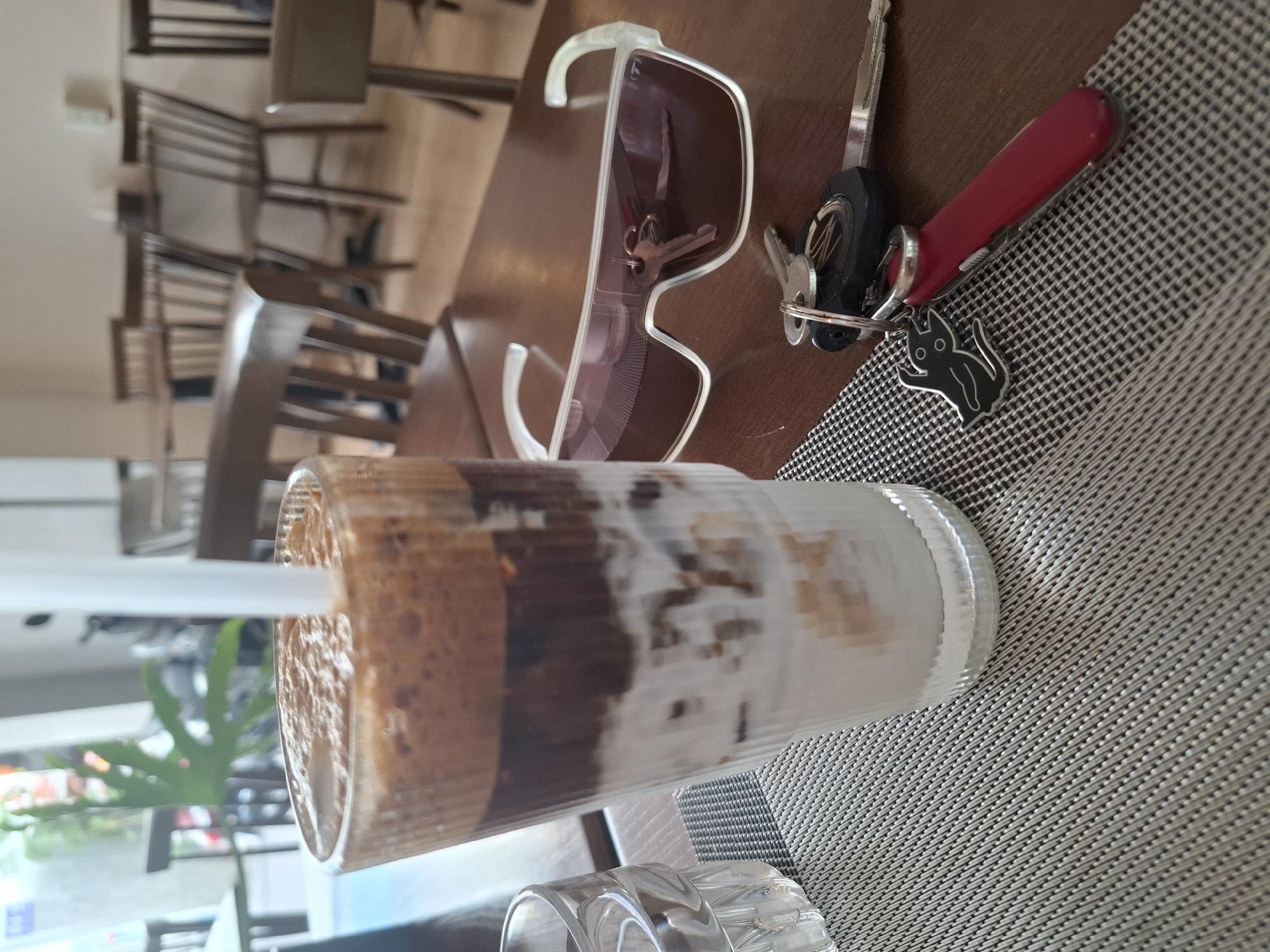 Morning at a charming Nha Trang café, streets and all