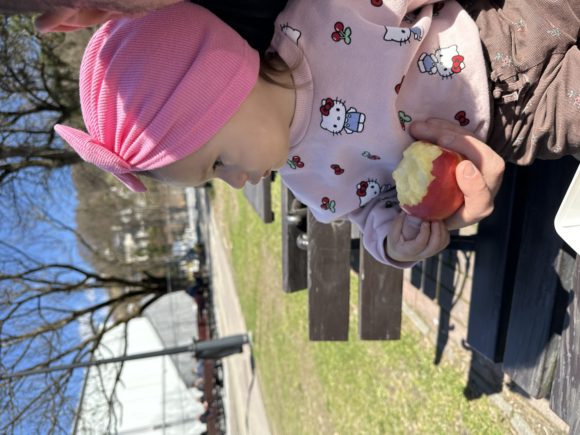 Family enjoys morning outing along Vistula River in Wisła