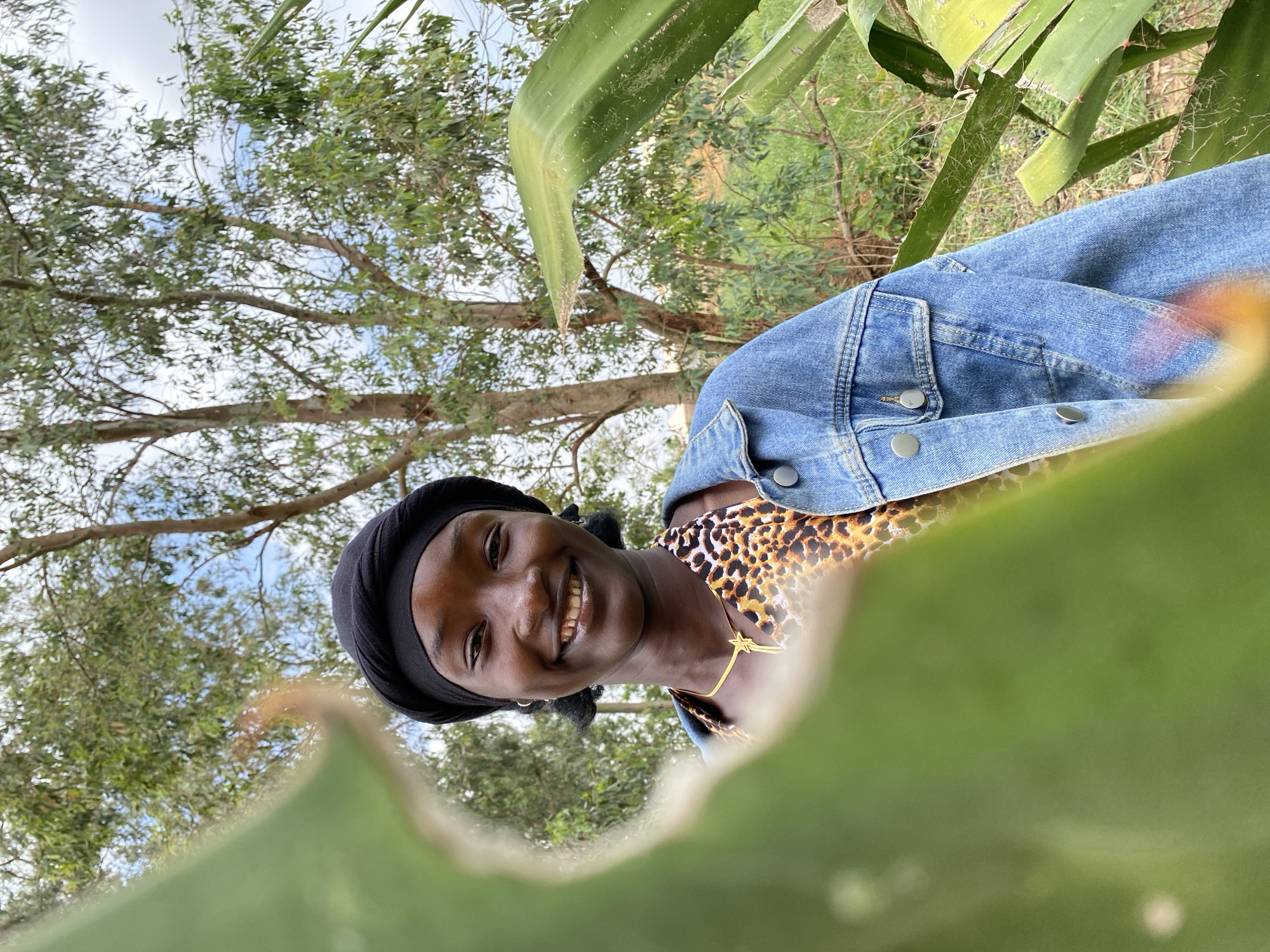Woman poses for outdoor photo session in Durimi, Nigeria