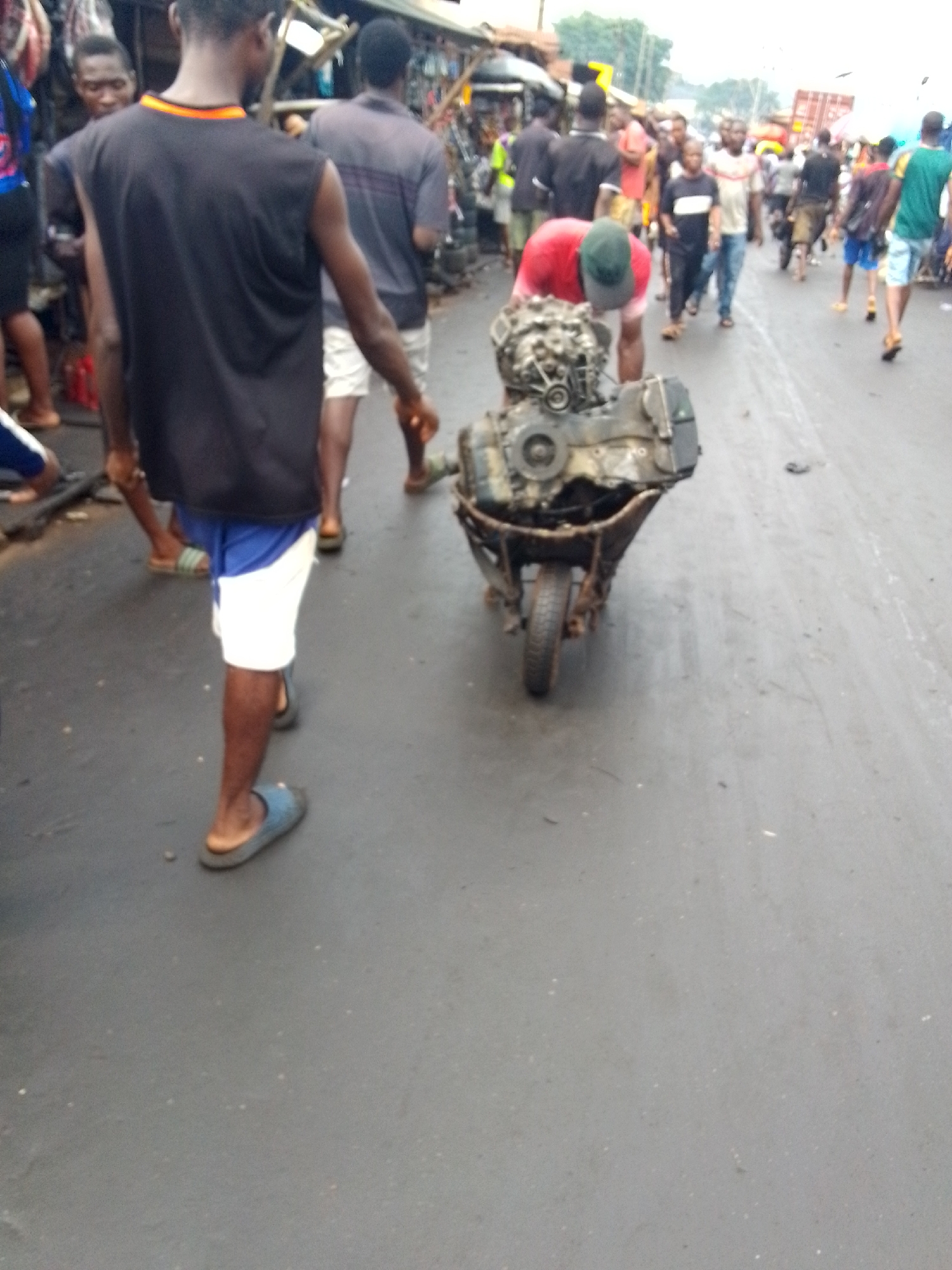 Morning street life documented across Onitsha commercial districts