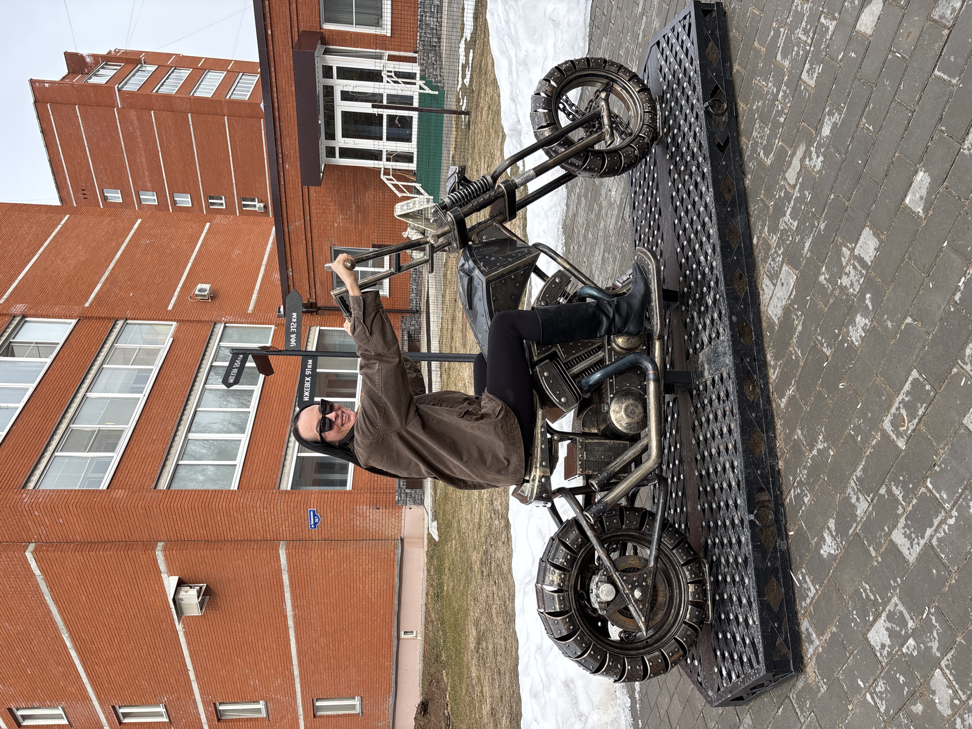 Daily scenes captured around Chaikovsky, Russia including public art