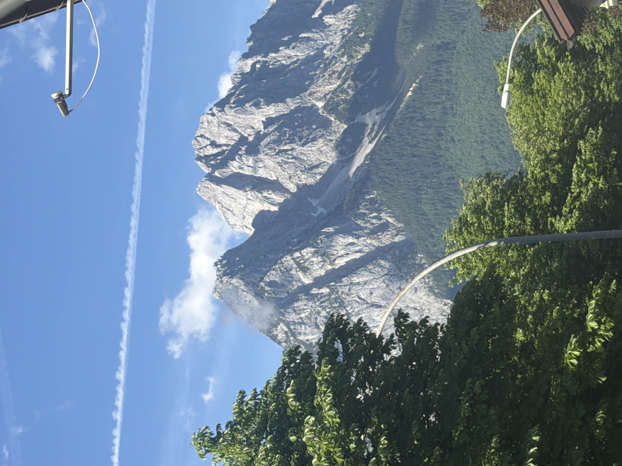 Mountain vista views from multiple angles on clear morning