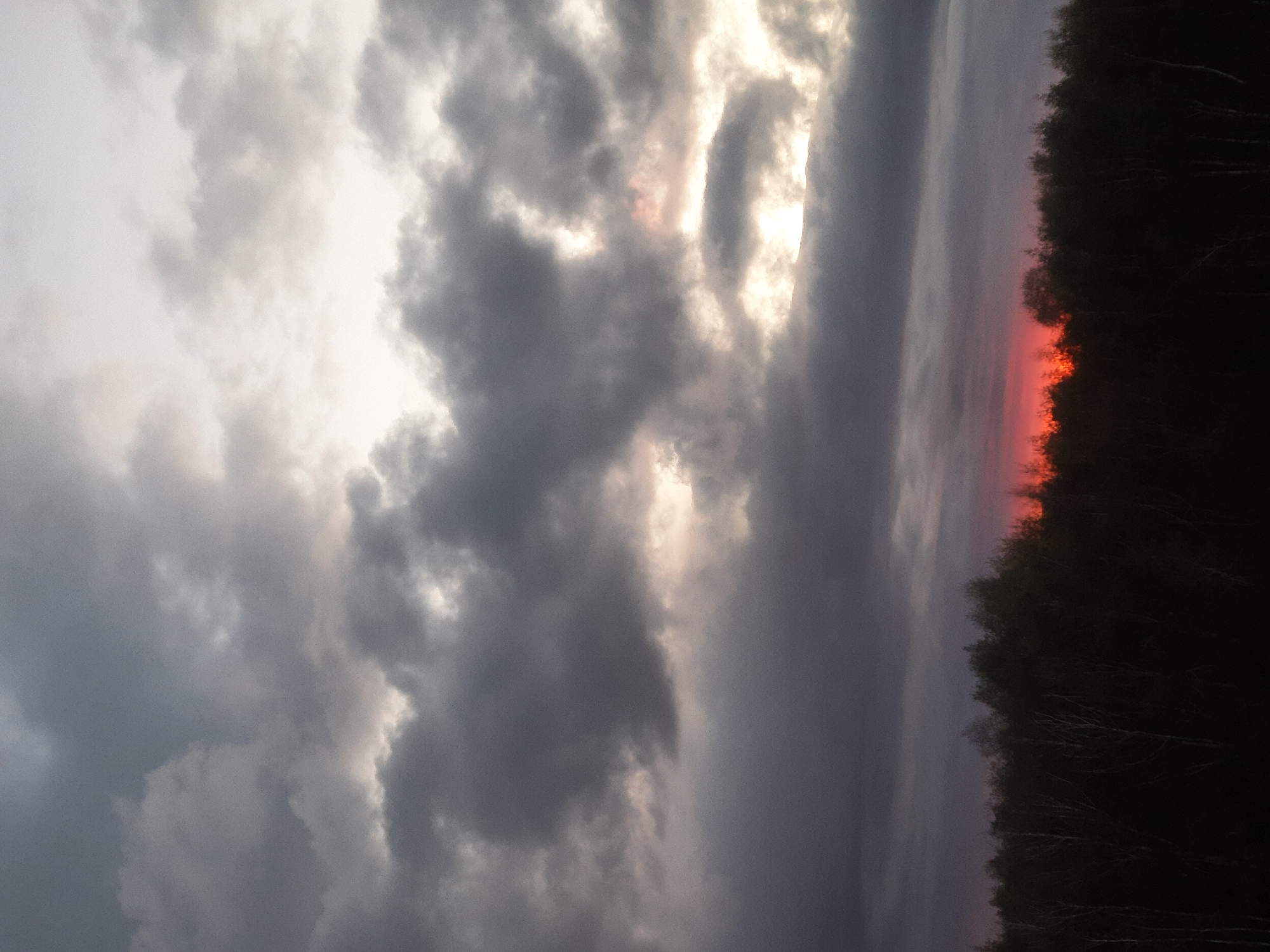 Afternoon sky conditions documented across Barnaul, Russia