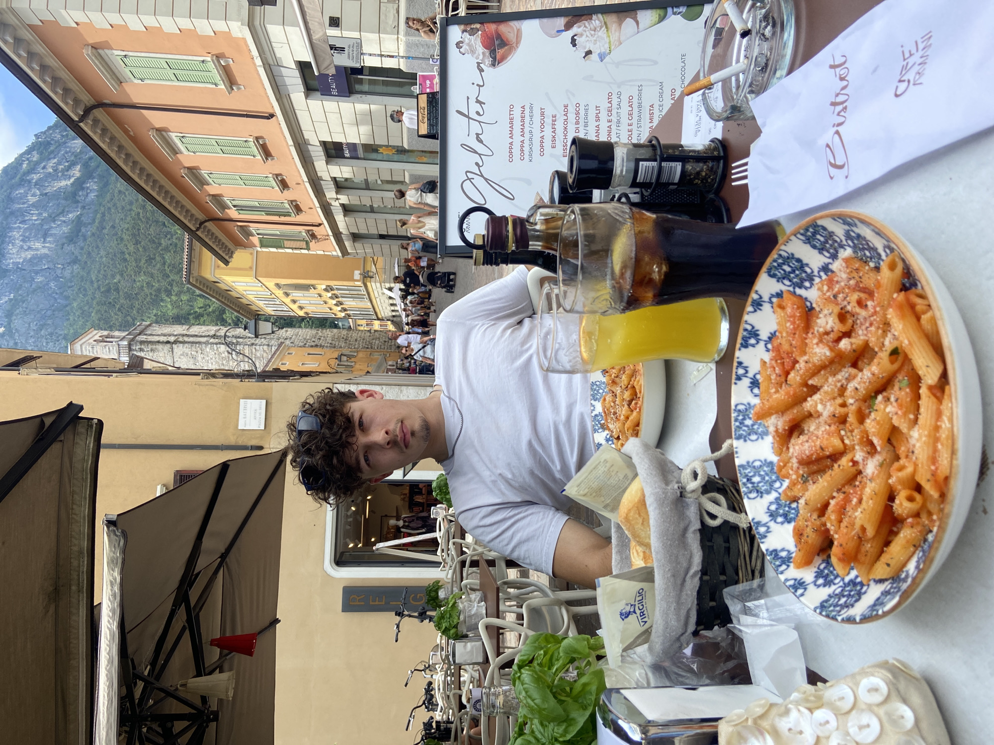 Lunch break at Bottega Bistrot in Riva del Garda