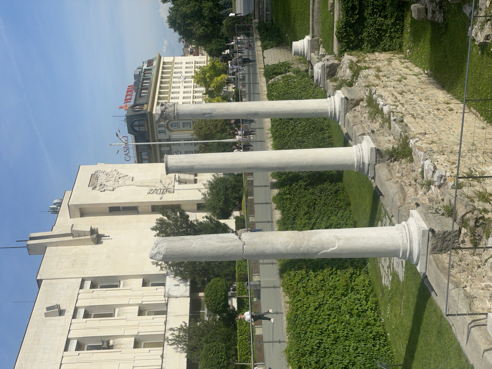 Children swim in Plovdiv fountains during warm afternoon