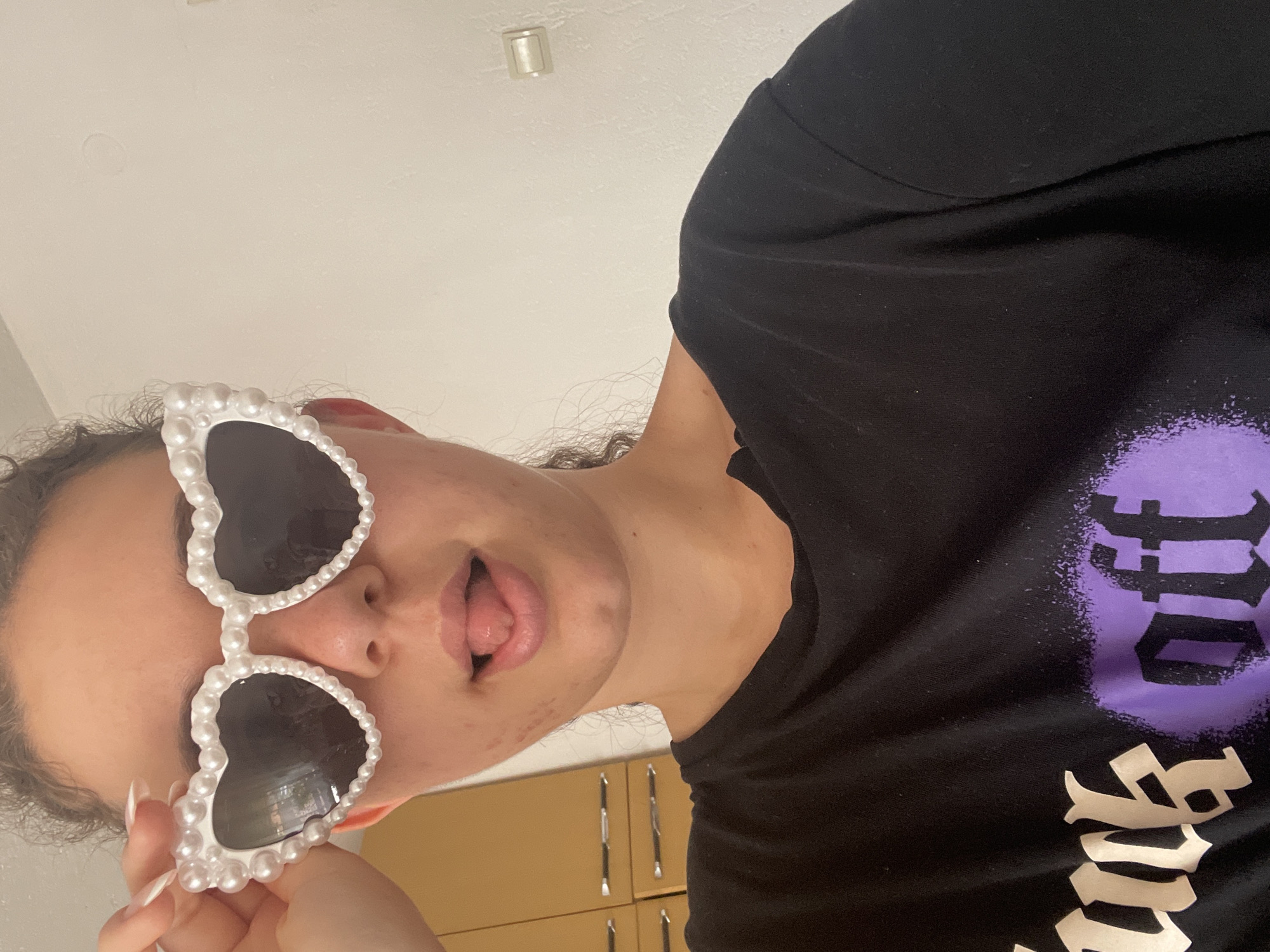 Pearl heart sunglasses tour Zlatograd, one stuffed toy at a time