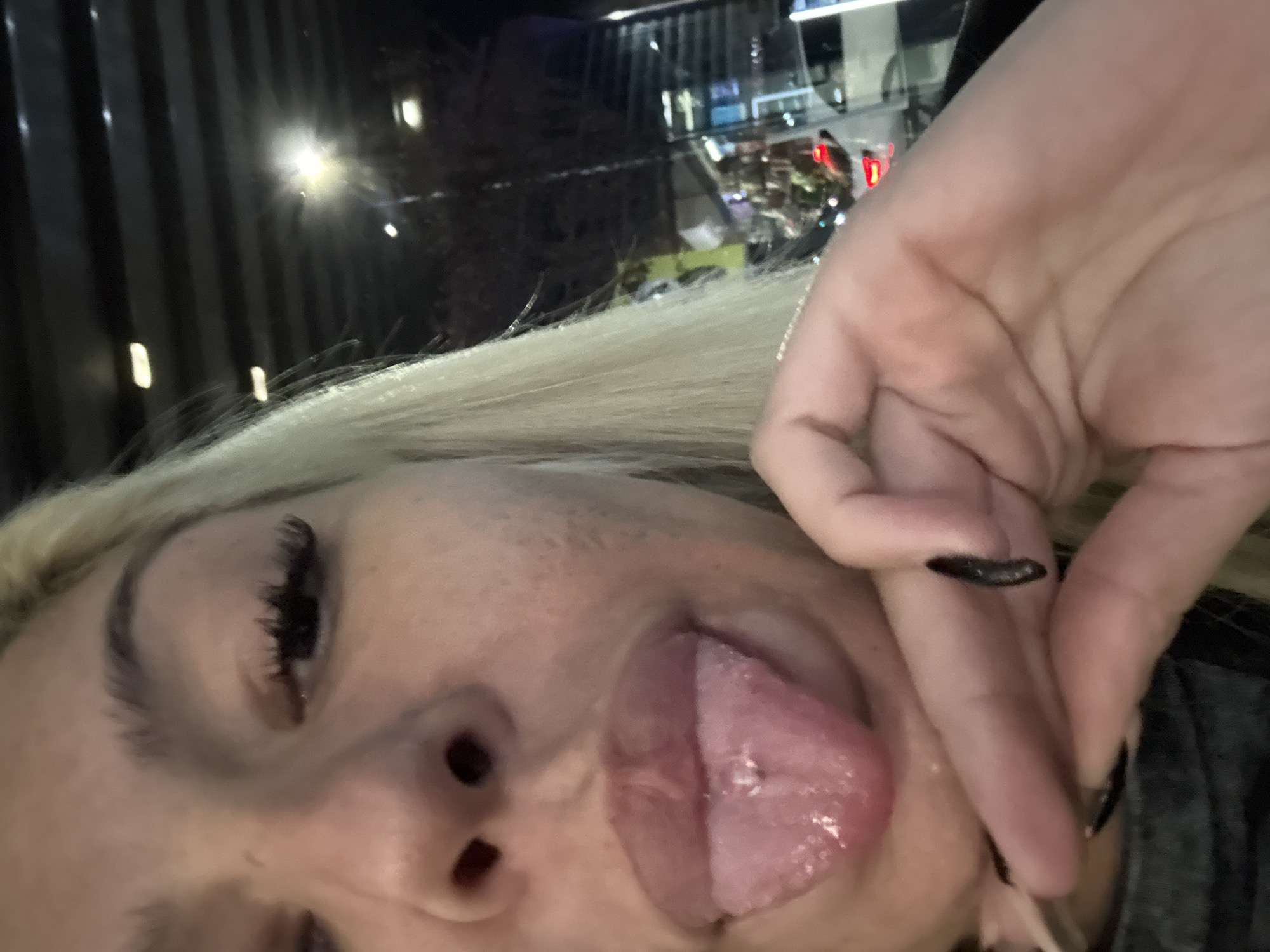 Witness captures selfie, dining scene, and street view