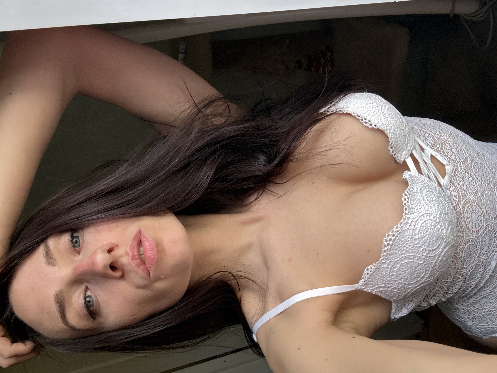 Woman's morning routine documented in Saint Petersburg apartment
