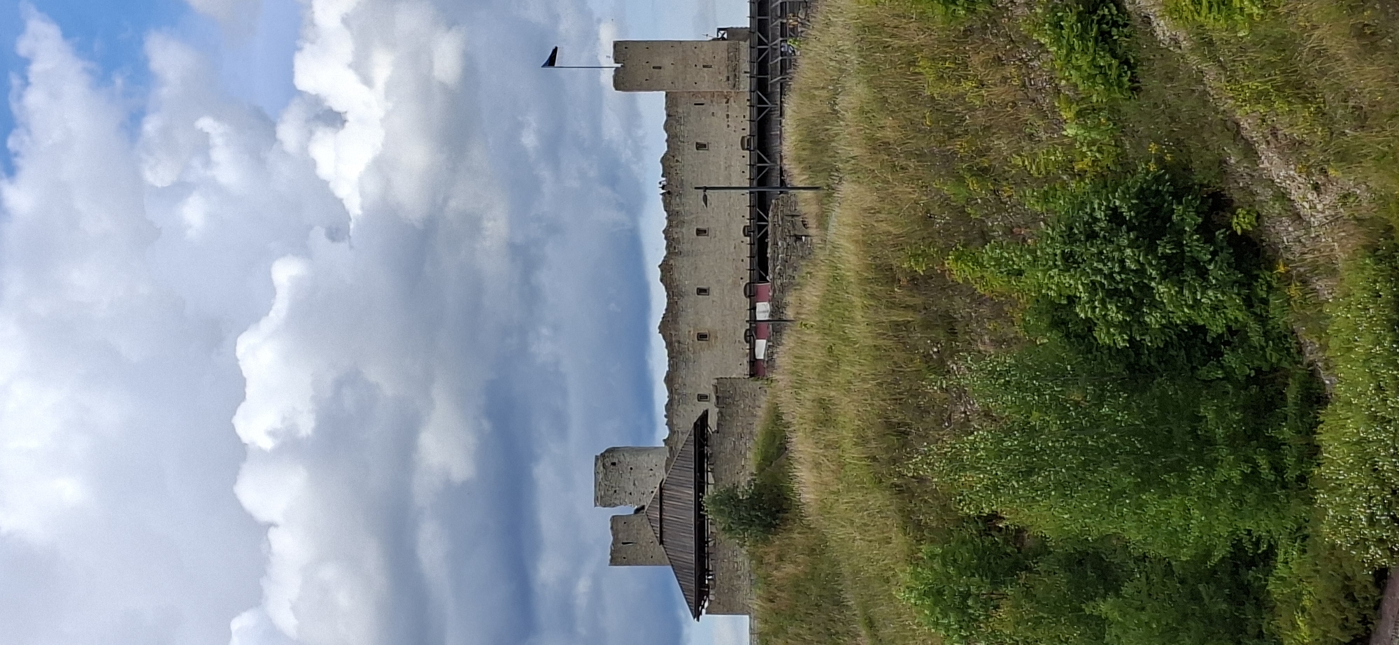 Quick tour of Rakvere's castle, bull statue, and town landmarks