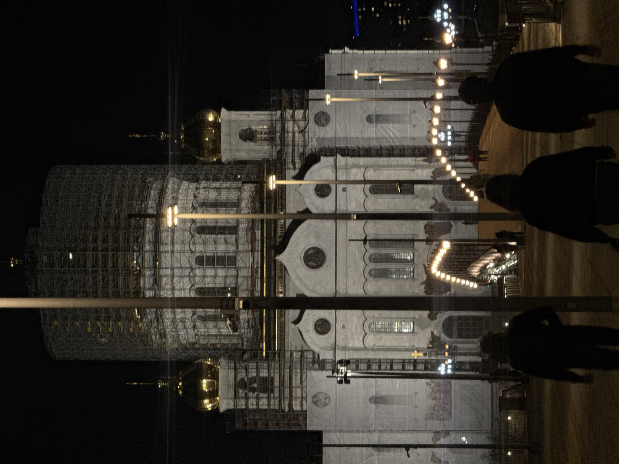 Moscow cathedral renovation continues under nighttime illumination