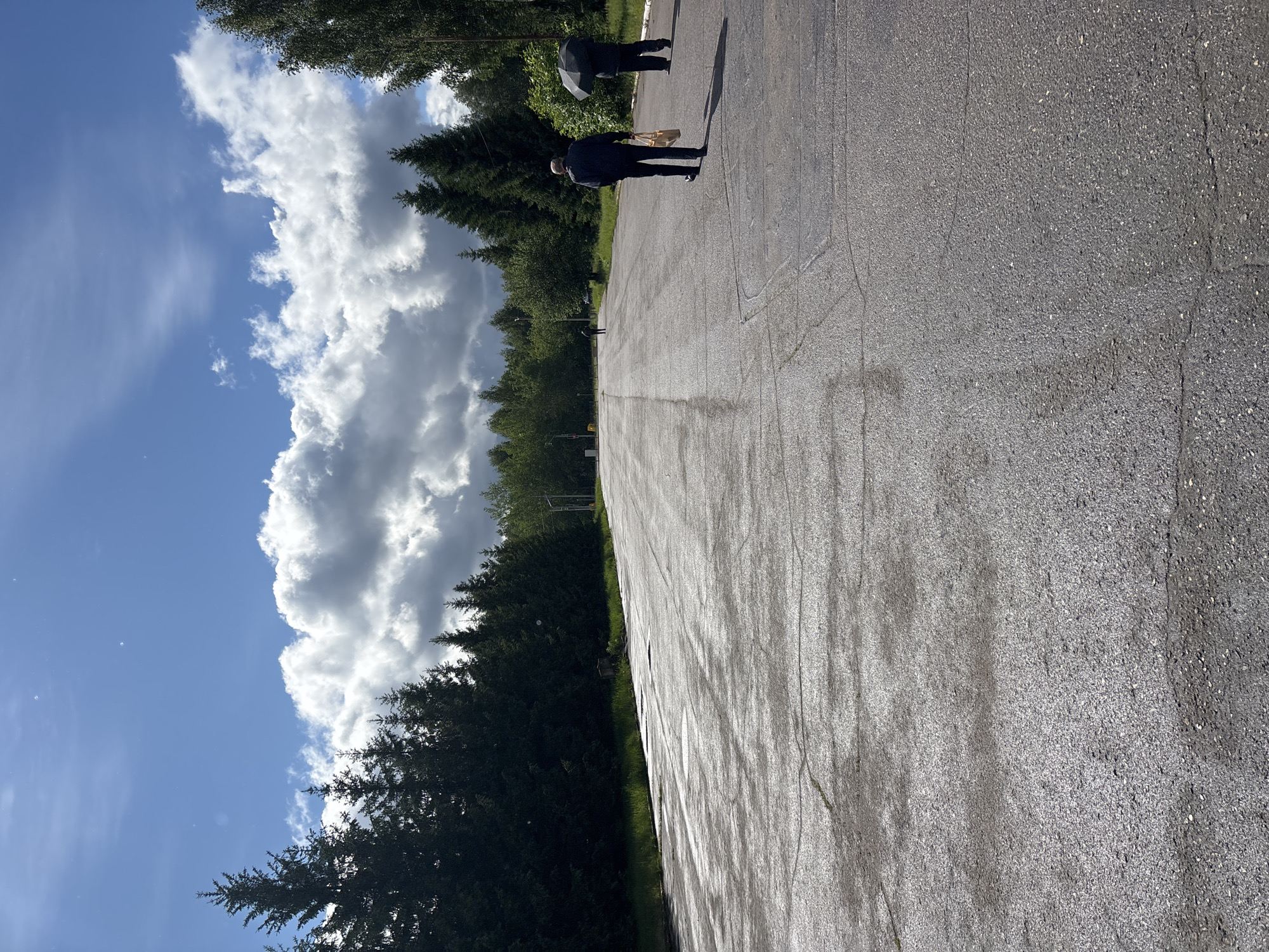 Witnesses capture daily life across Russian towns