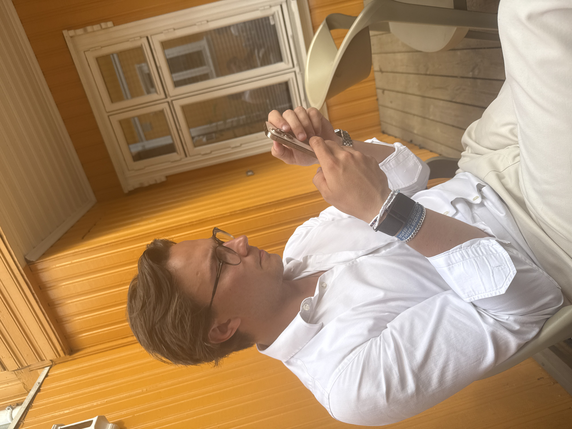 Casual outdoor drinking gathering observed in Oslo residential area