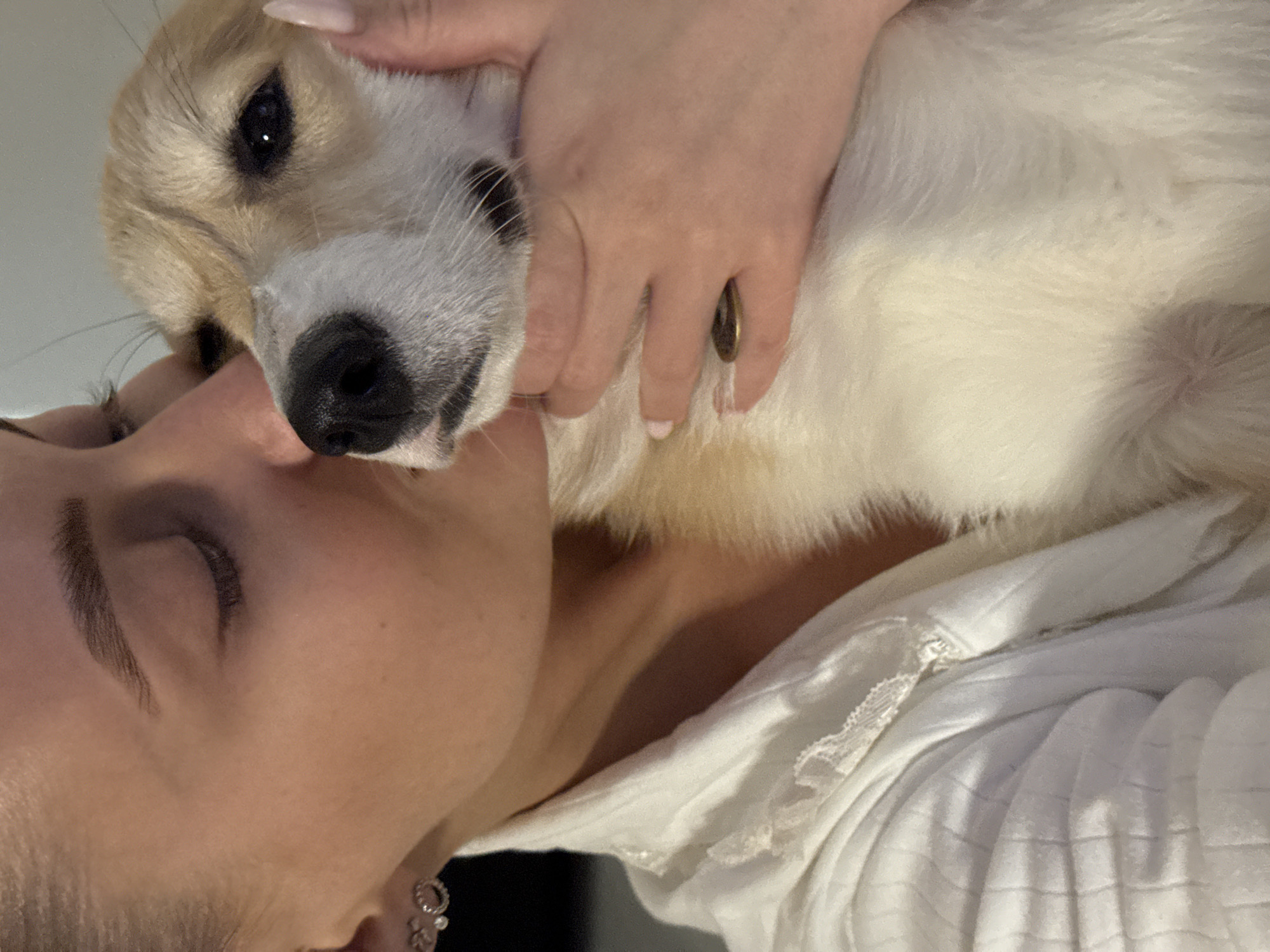 Woman shares tender moments with Corgi dog in Chaikovsky