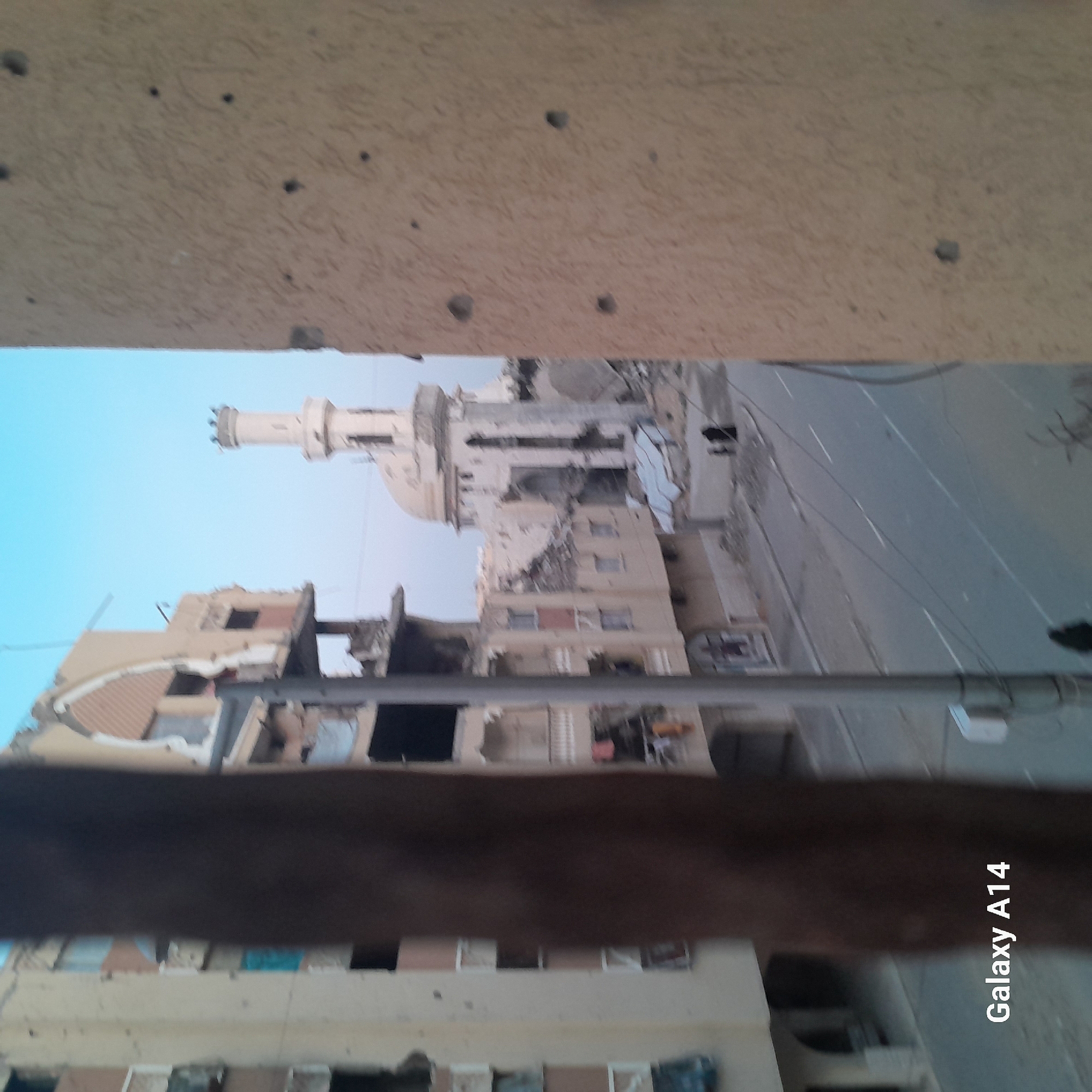 Witness documents war damage and daily life in Khan Yunis