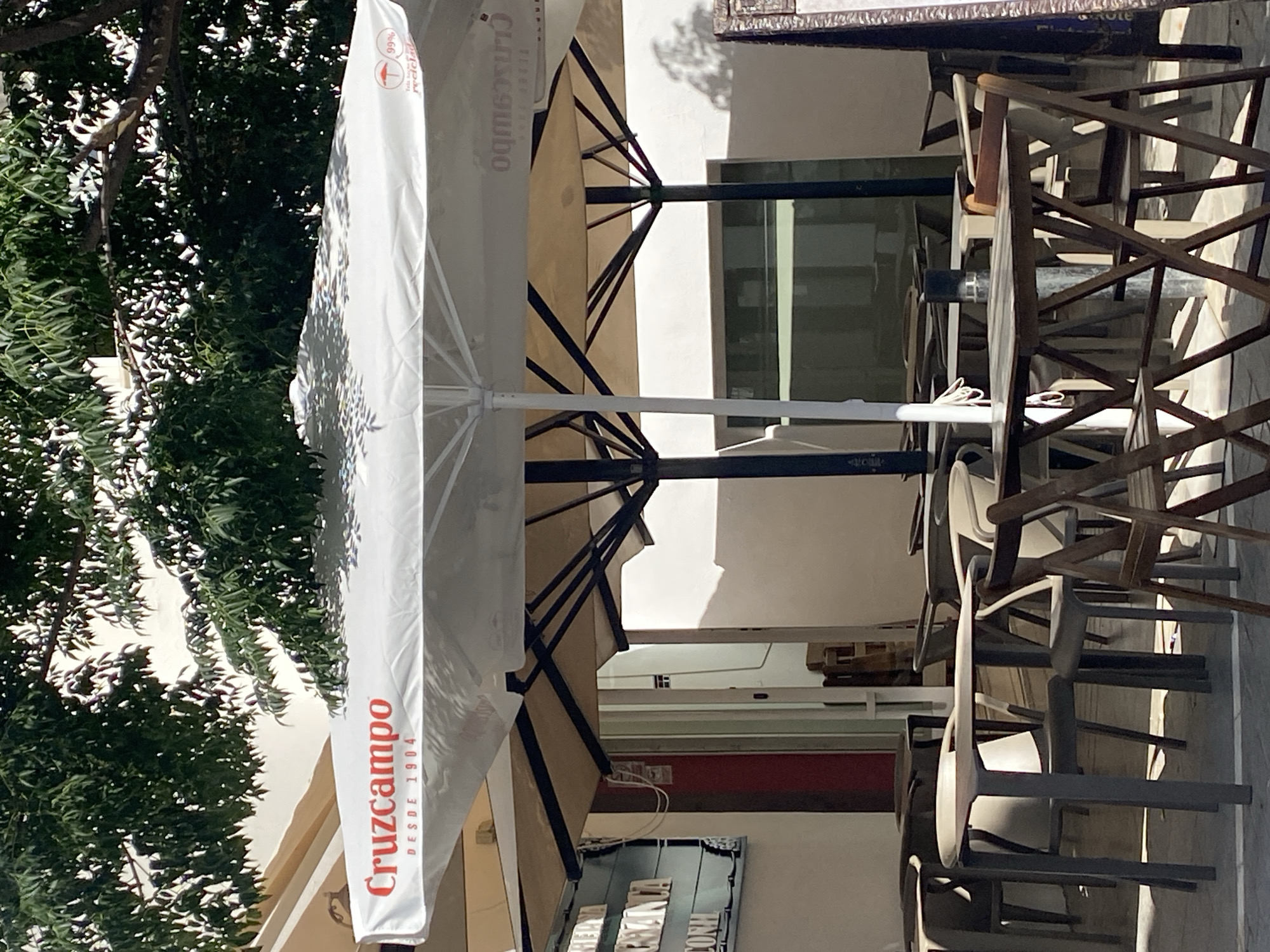 Busy summer afternoon along Conil de la Frontera's beachside strip