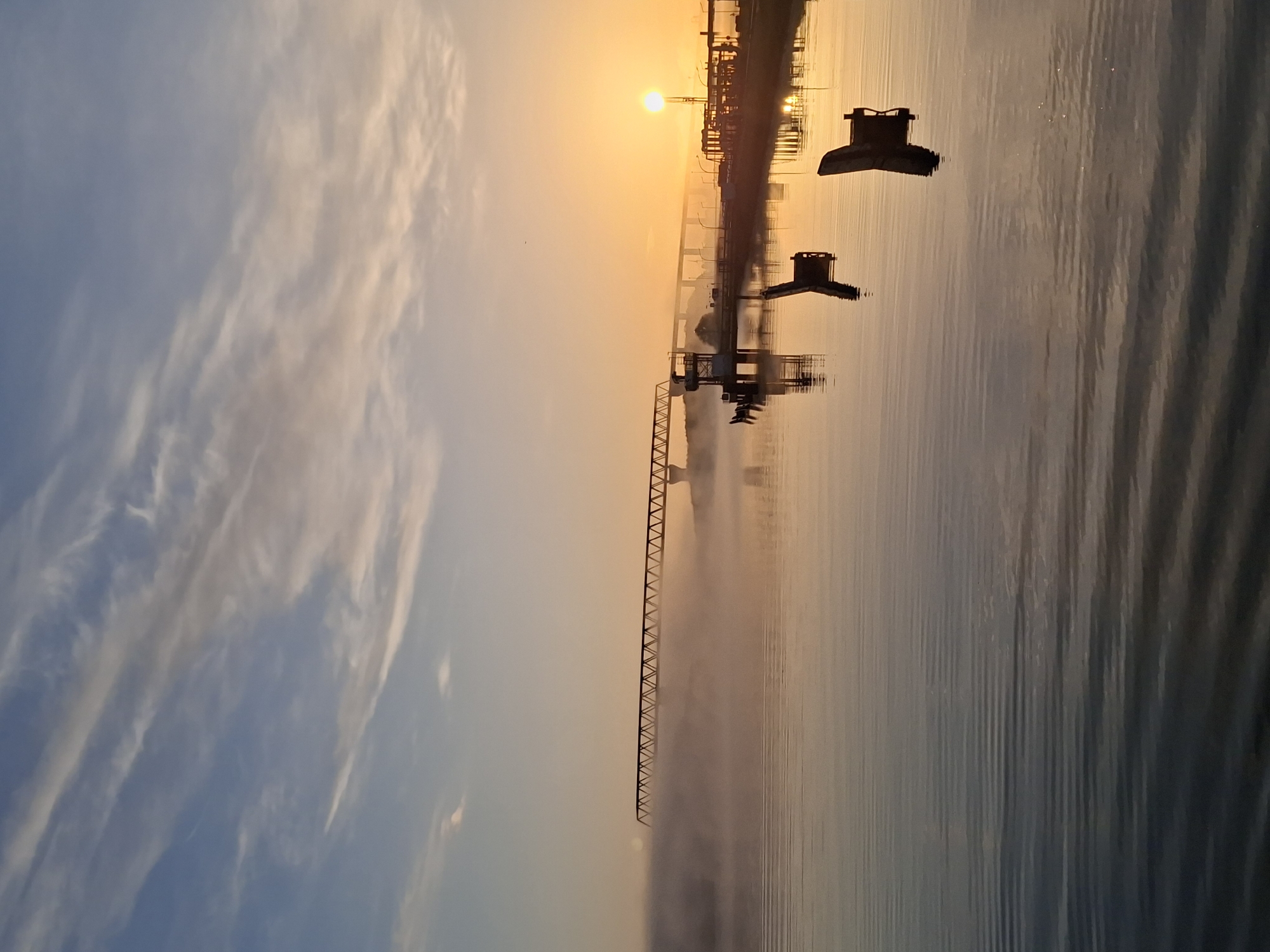 Dawn maritime activity documented along Kiel Canal in Brunsbüttel
