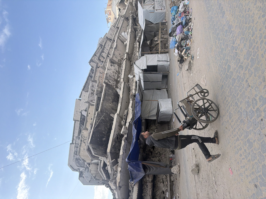 Witnesses document extensive urban destruction scenes in Gaza