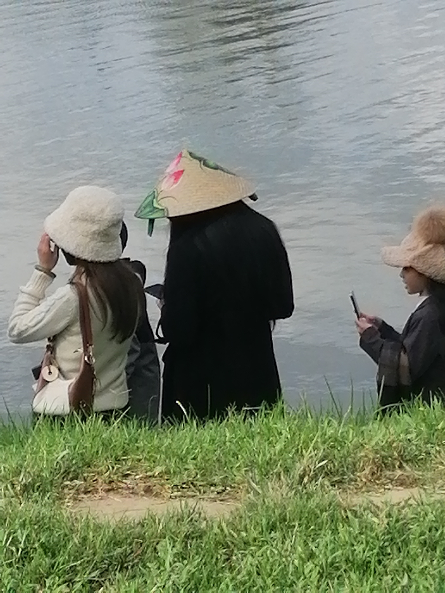 Casual morning activity around Xuân Hương Lake, Đà Lạt