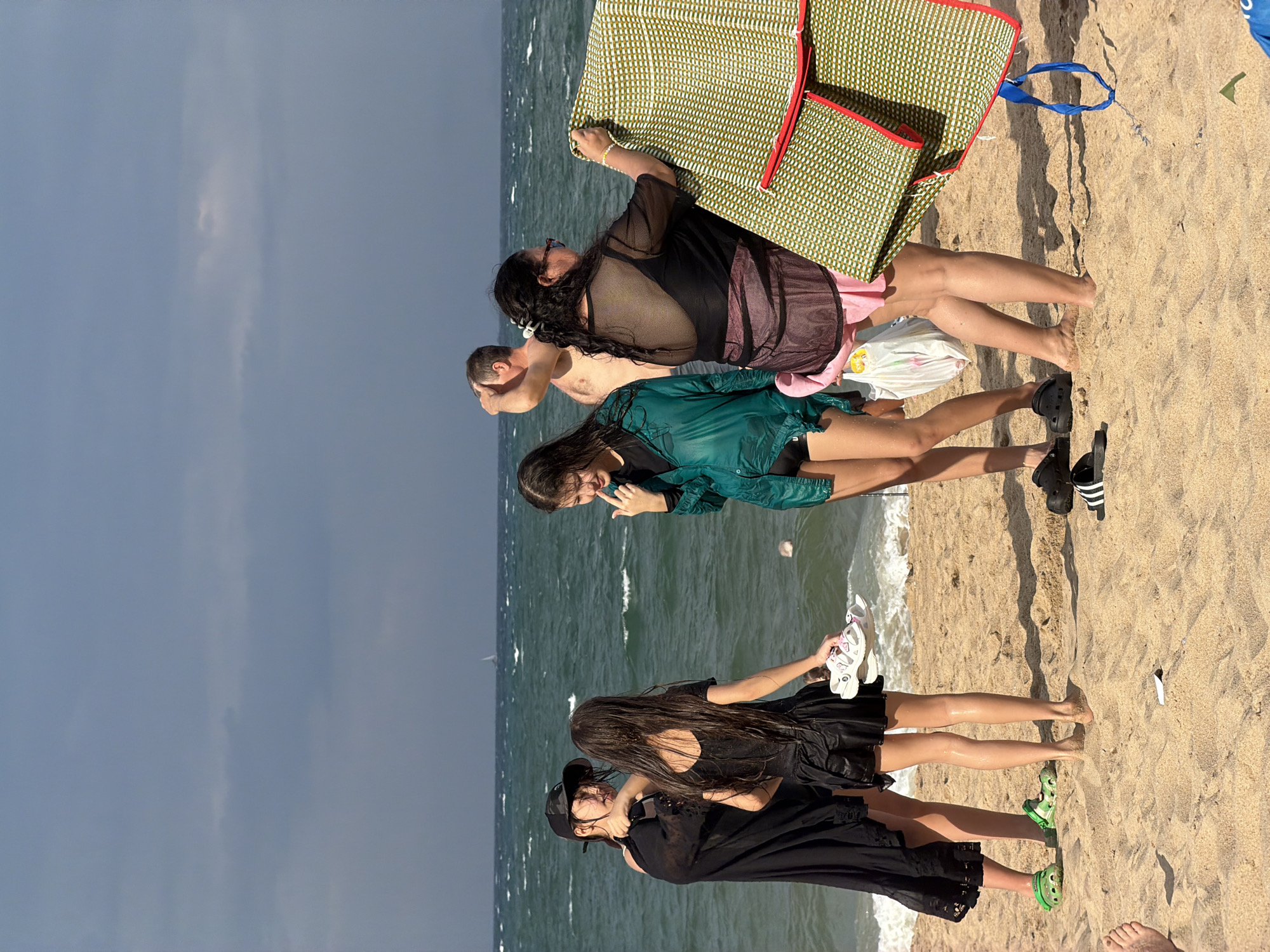 Busy morning beach scenes documented in Nha Trang Ward