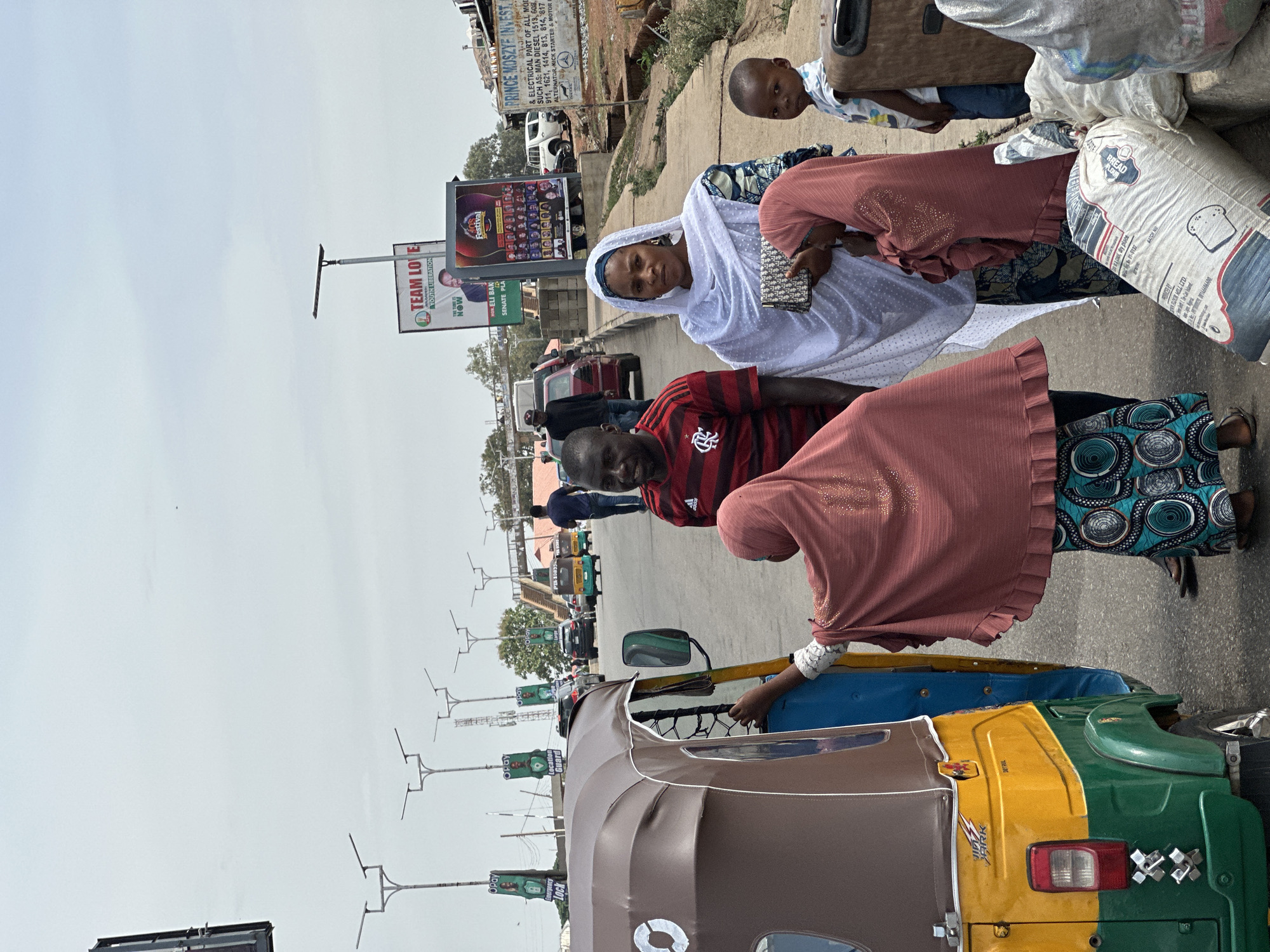 Street vendors and commerce active in Jos, Gura Top Nigeria