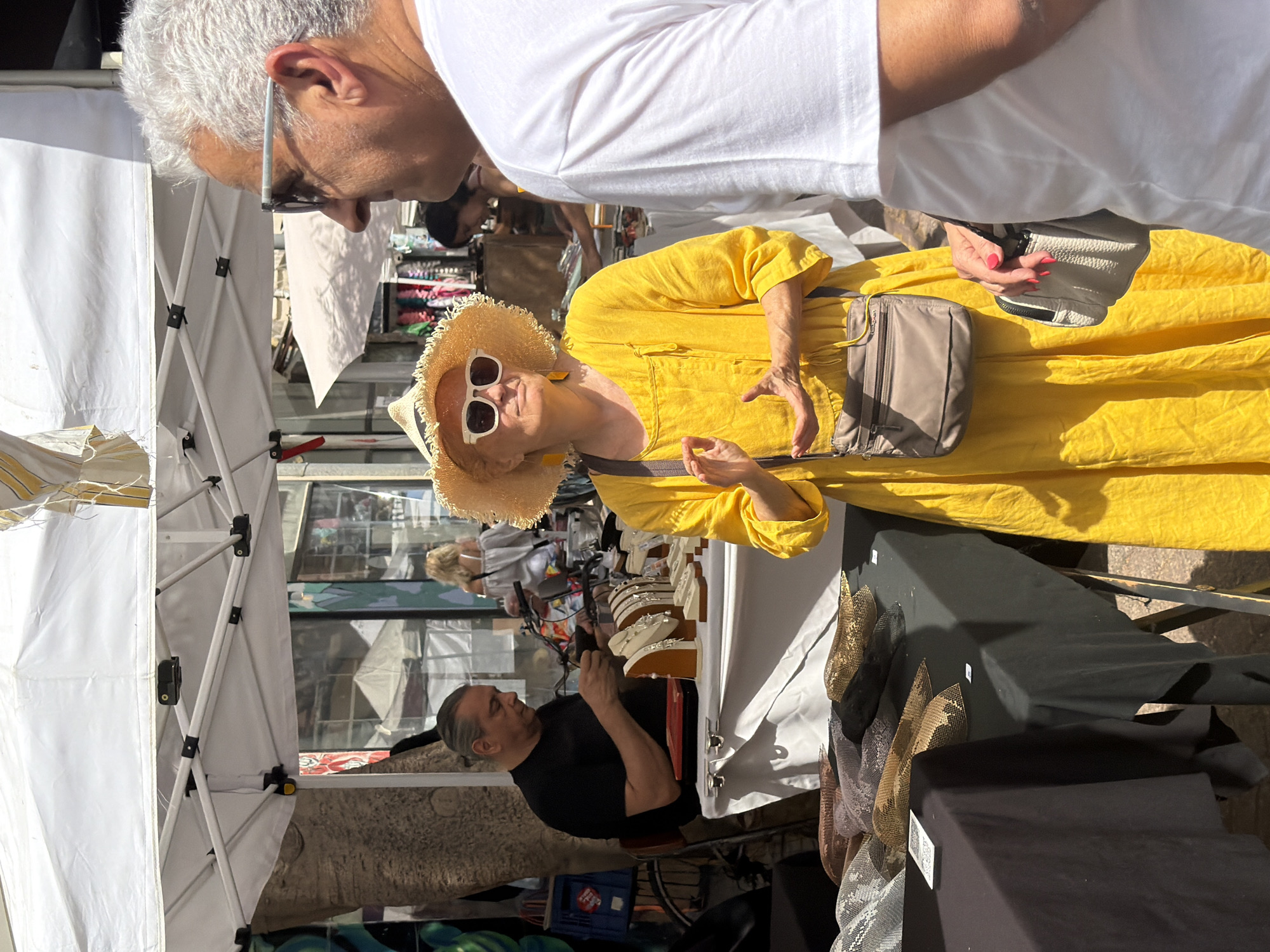 Art market documented in Tel-Aviv featuring sculptures and crafts