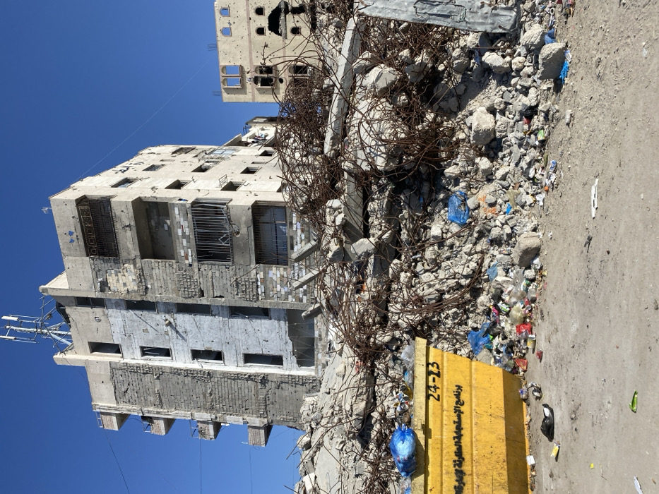 Witness documents widespread destruction across Khan Yunis