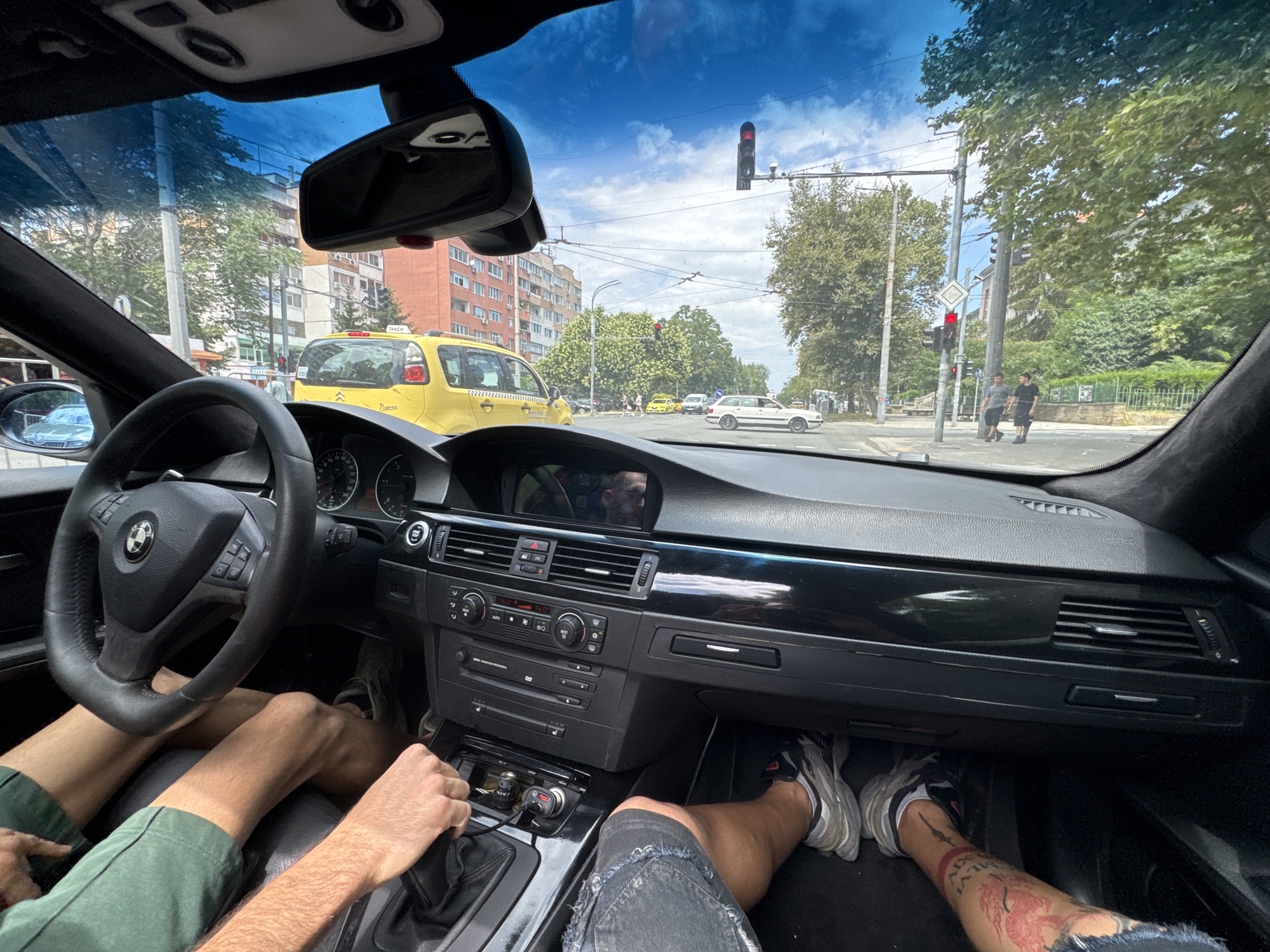 Street-level Burgas: a city drive and a giant chess game