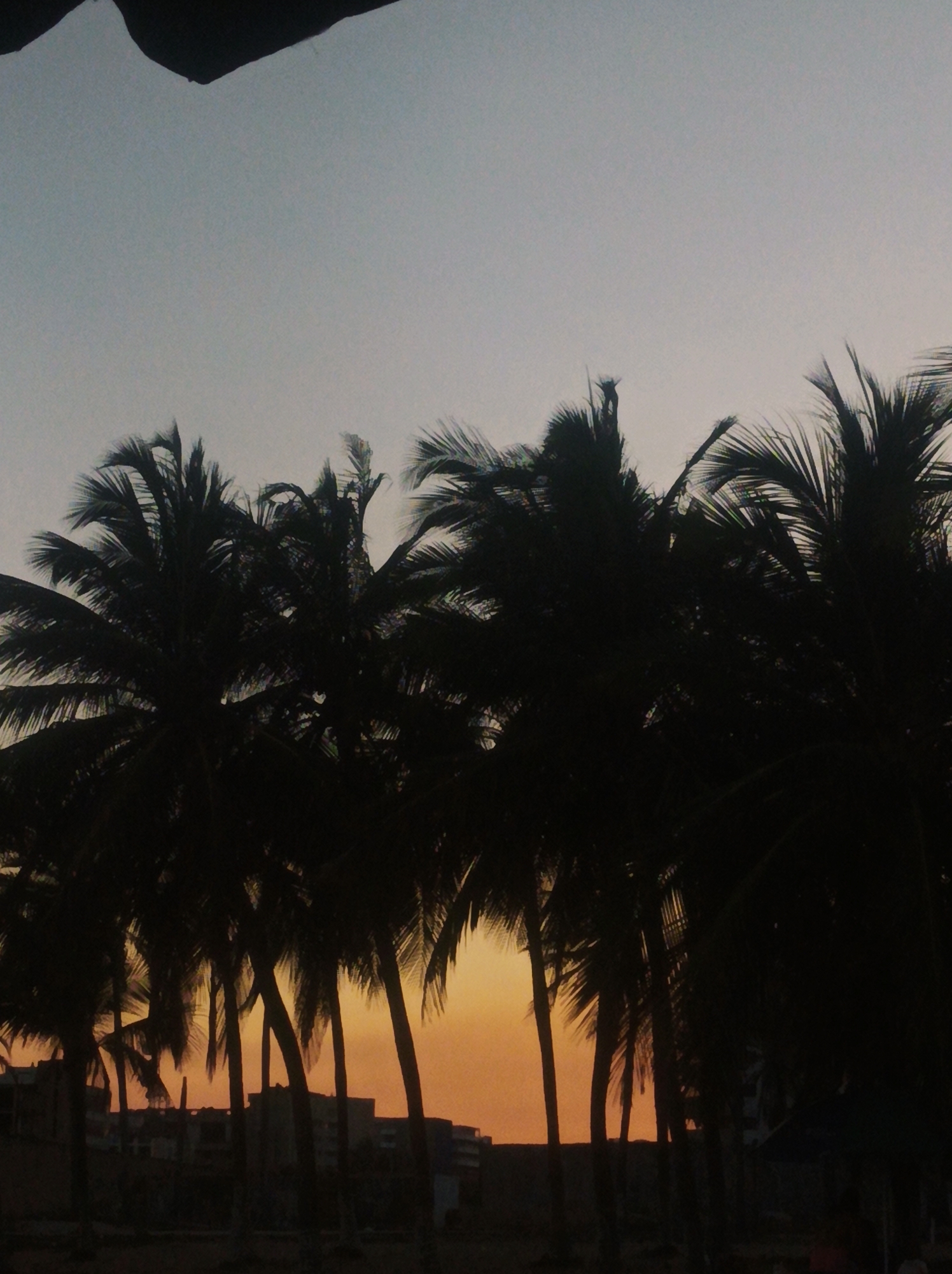 Sunset documented over 29 minutes in Porlamar, Venezuela