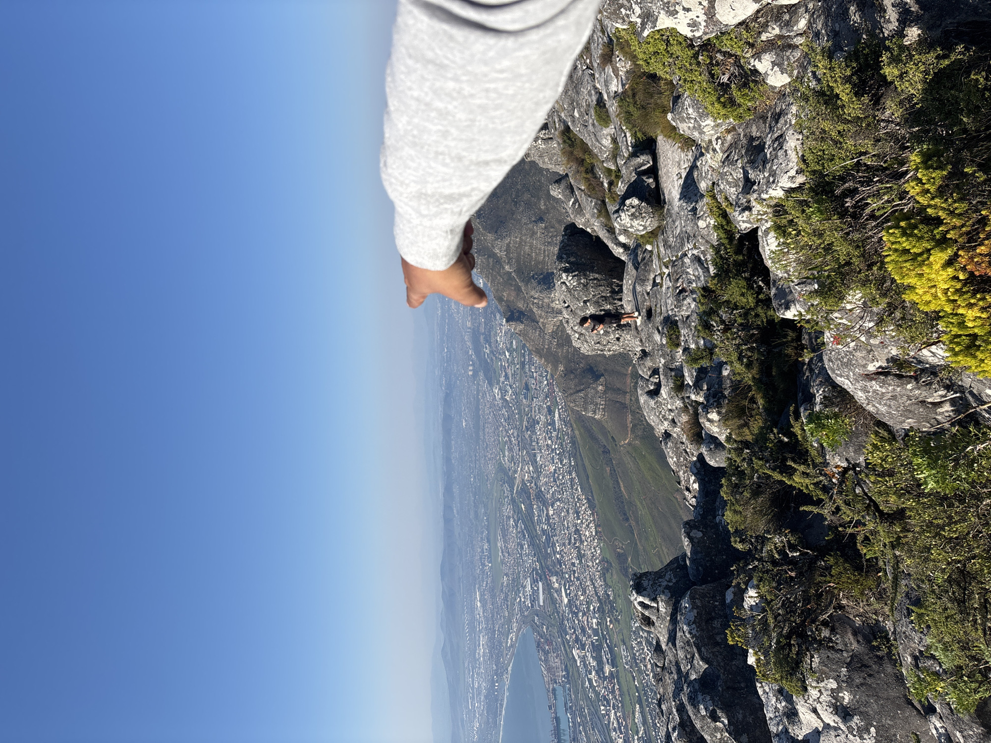 Table Mountain view captures Cape Town cityscape and harbor