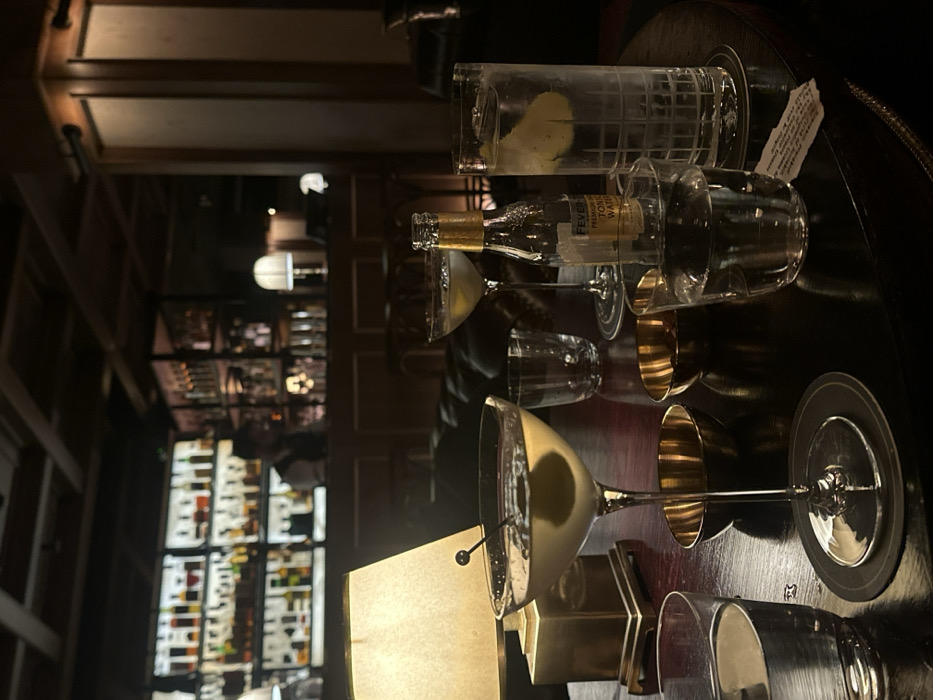 Late-night bar scene documented in Madrid