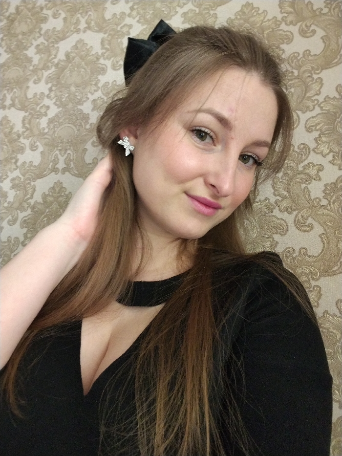 Morning life documented across Chaikovsky, Russia in routine selfies, pets