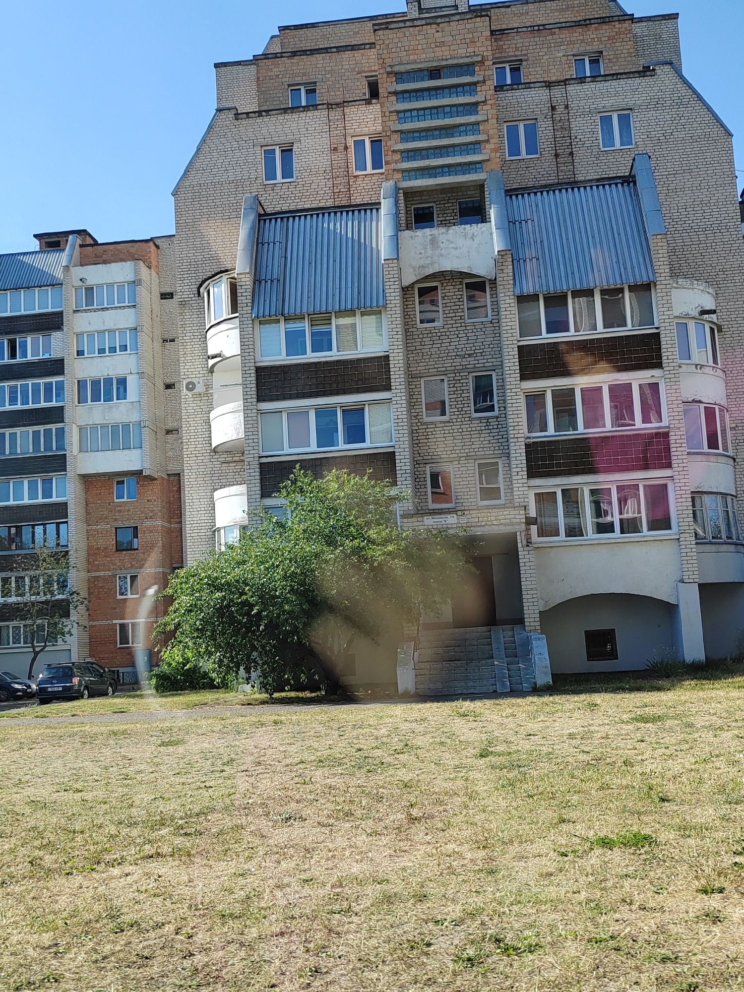 Urban Documentation Tour Captures Everyday Brest, Belarus Streetscapes