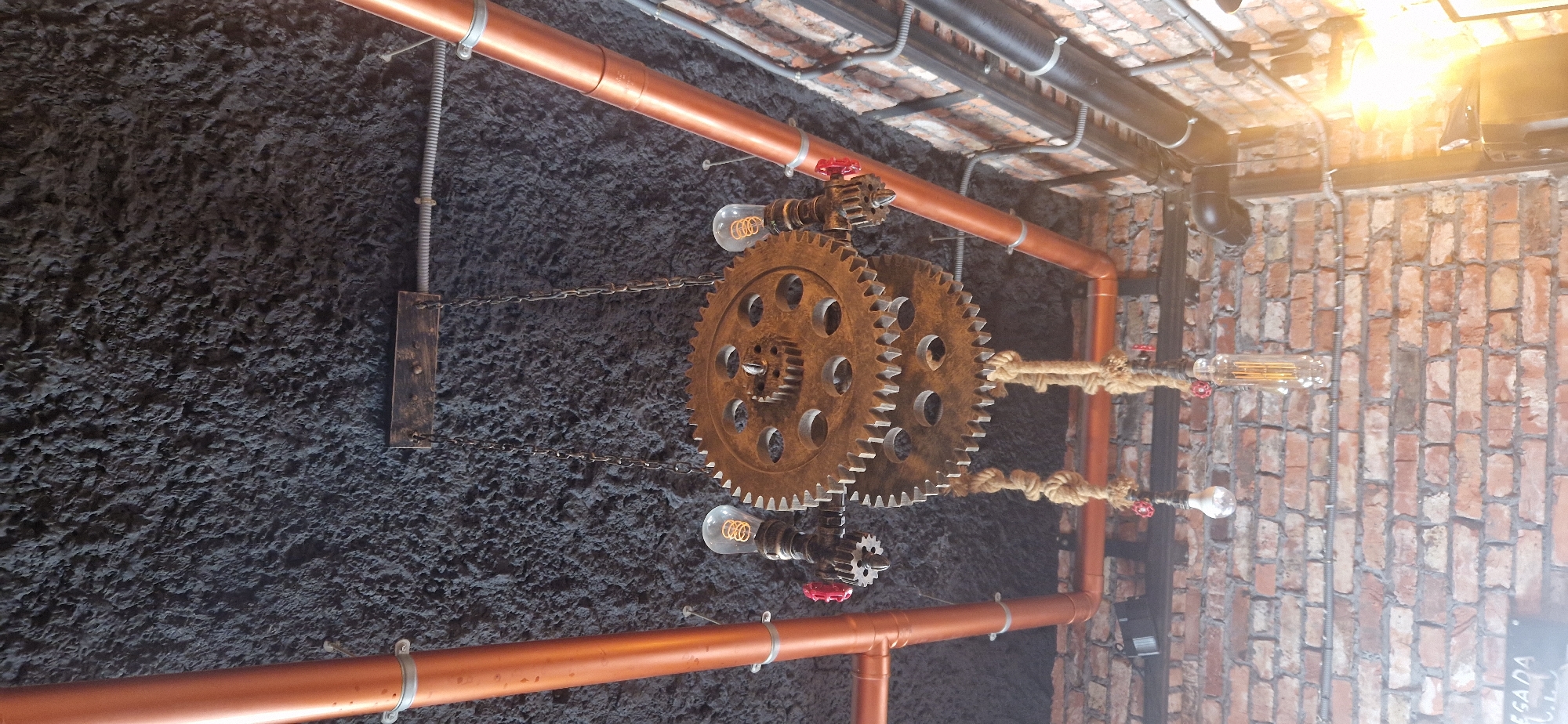 Industrial decor documented in Torrevieja interior space