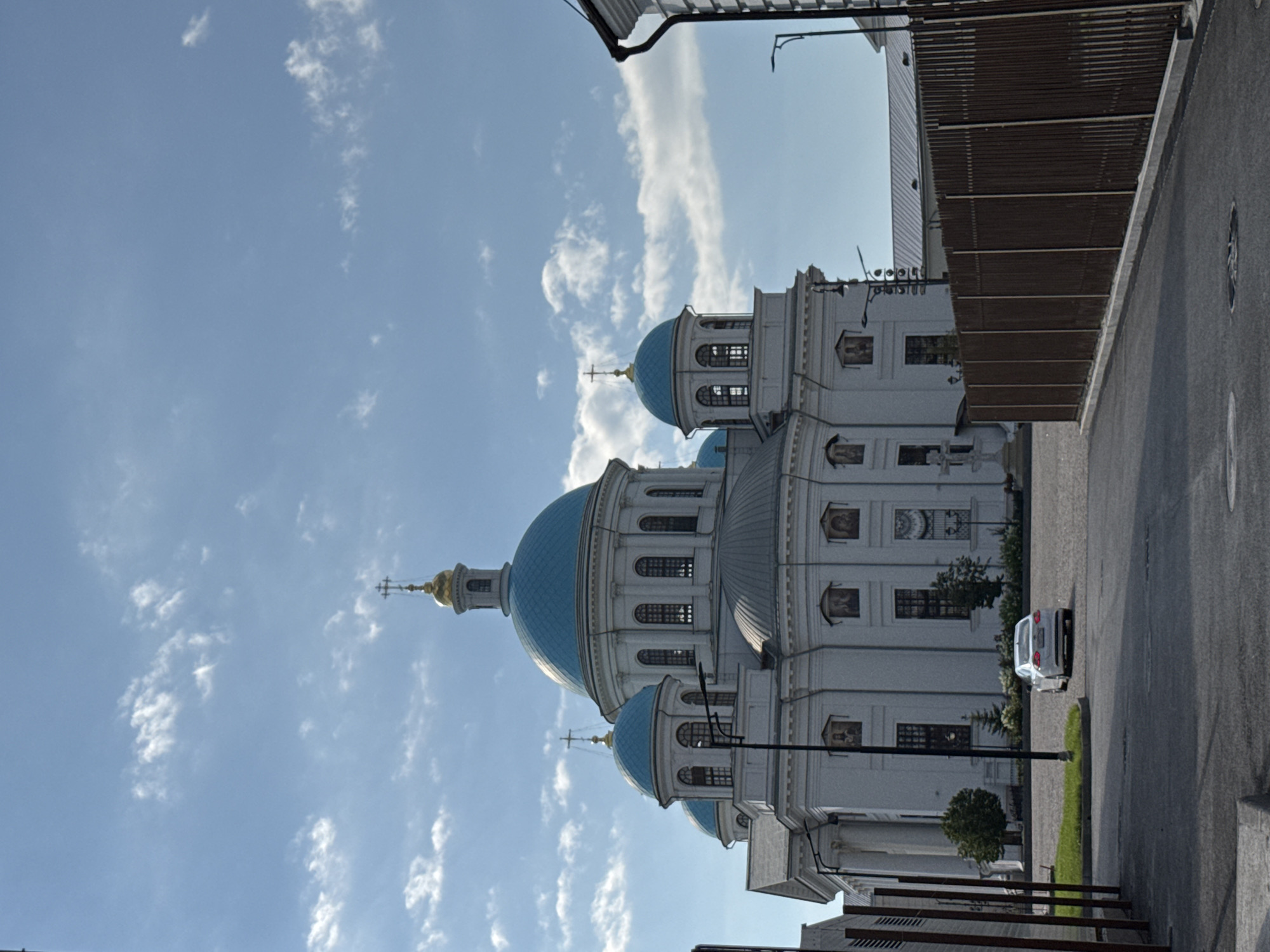 Street-level look at Kazan's architecture and city life